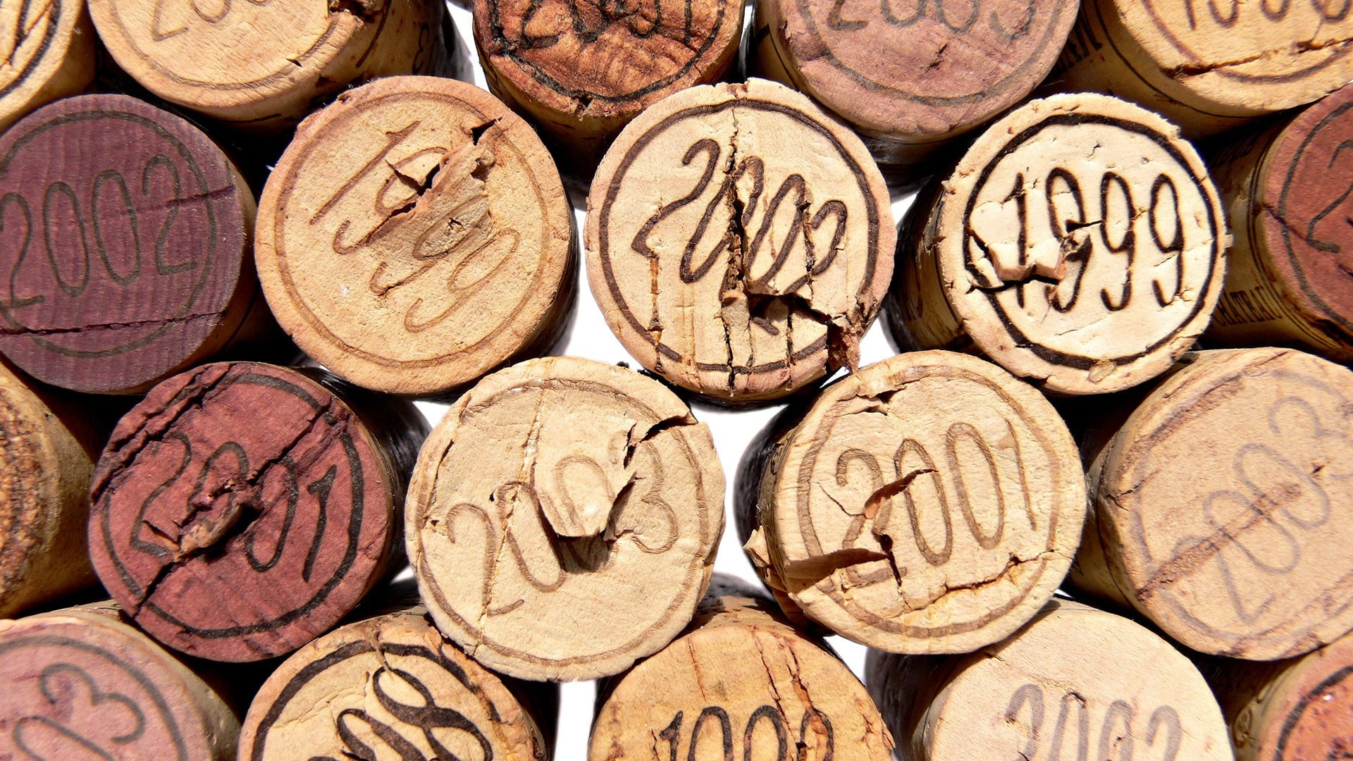wood, no people, backgrounds, wine, color, 1080P, food and drink, large group of objects, refreshment, cork - stopper, wood - material, full frame, brown, HD Wallpaper