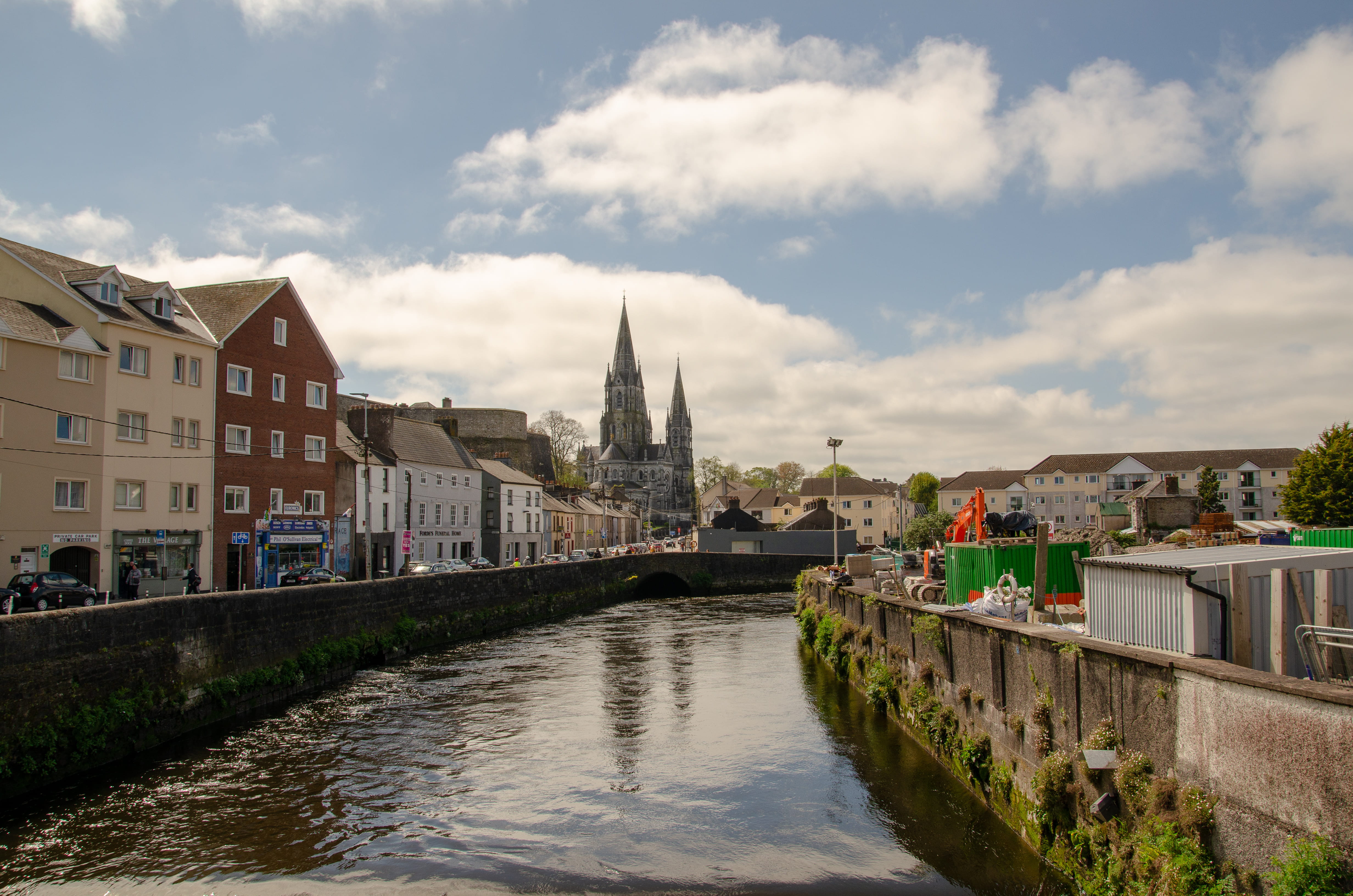 cloud - sky, nature, river, place of worship, built structure, town, cork, spire, 4K, water, religion, cork city, sky, residential district, reflection, HD Wallpaper