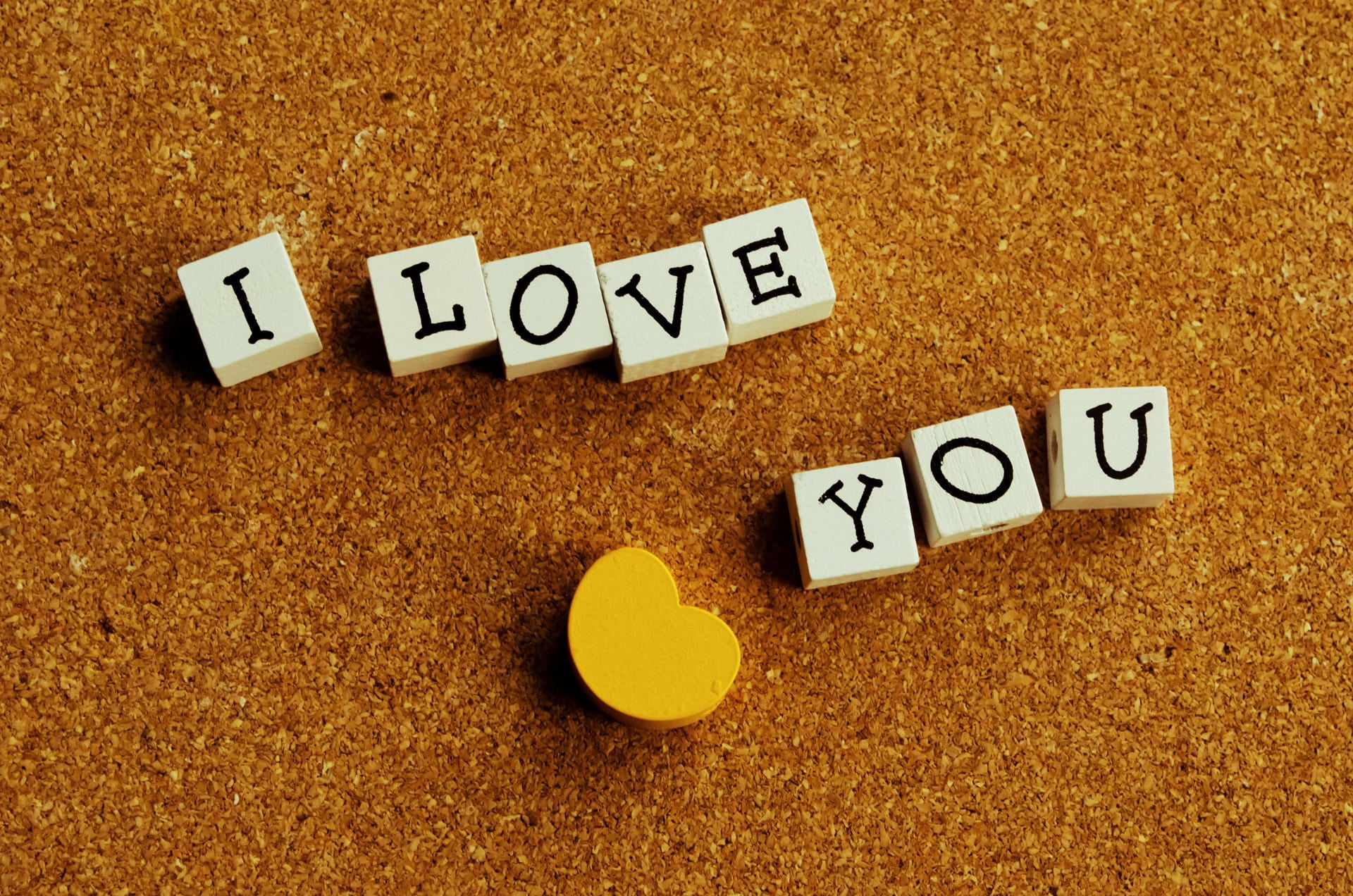 beginnings, amorous, positive emotion, bulletin Board, darling, love, boyfriend, message, letter, romantic, valentine, emotion, isolated, text, kiss, creative, HD Wallpaper