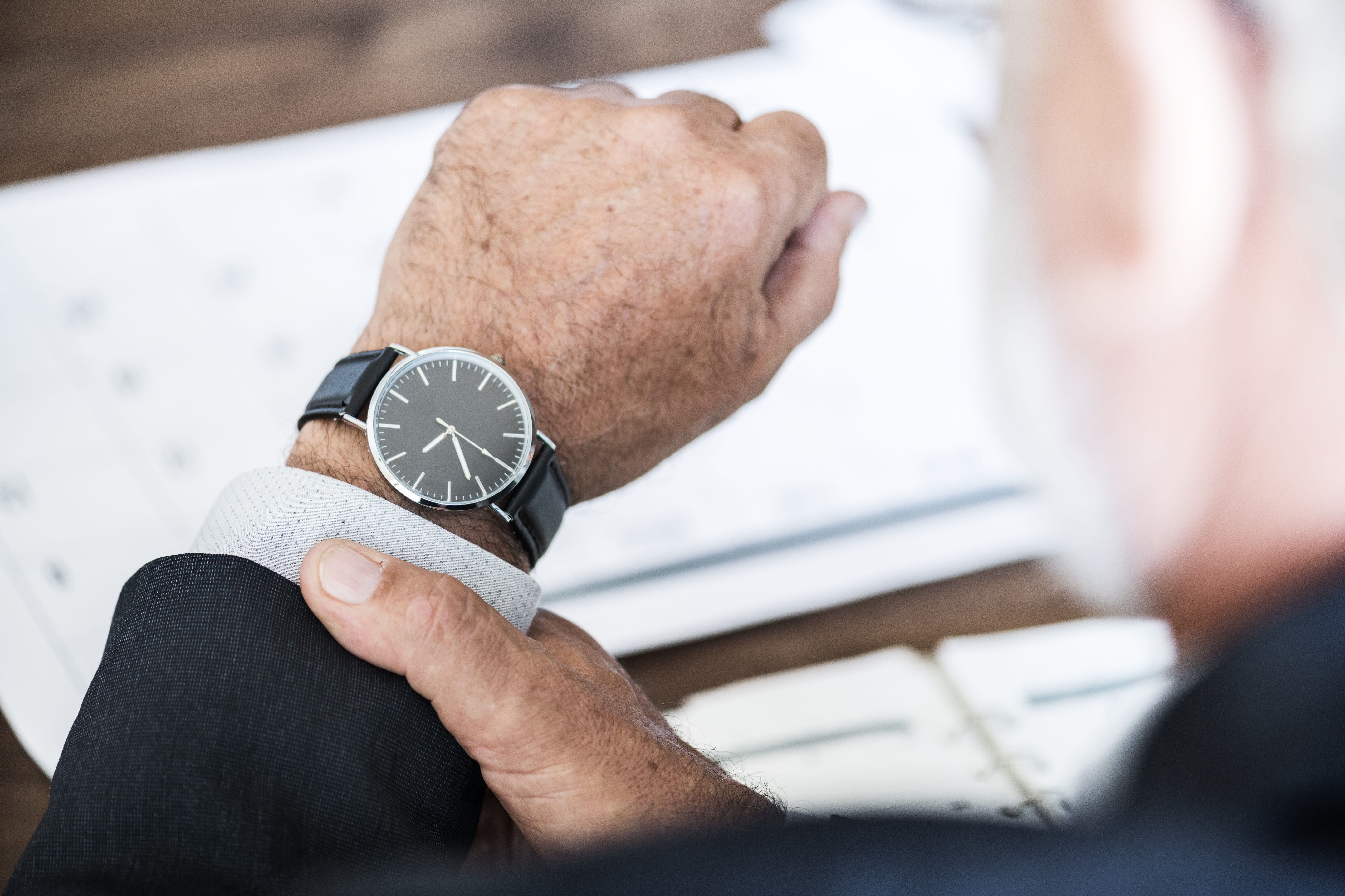 holding, day, european, time, close-up, style, men, man, males, adult, american, america, remind, body part, white, waiting, selective focus, value, circle, HD Wallpaper