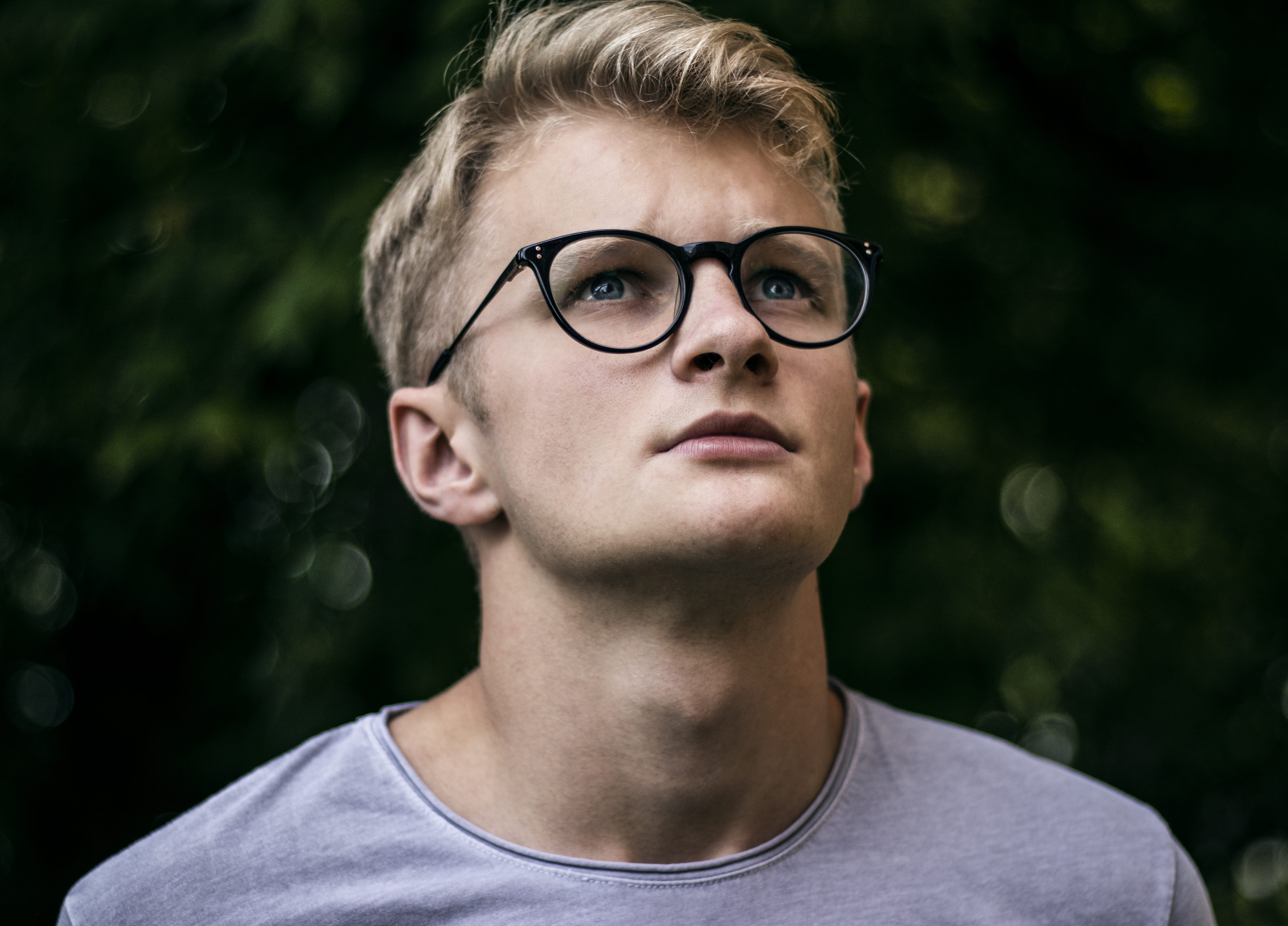 inspiration, looking, focus on foreground, young men, wearing, accessory, human, focus, outdoors, headshot, young adult, young, blue eyes, hair, lifestyles, HD Wallpaper