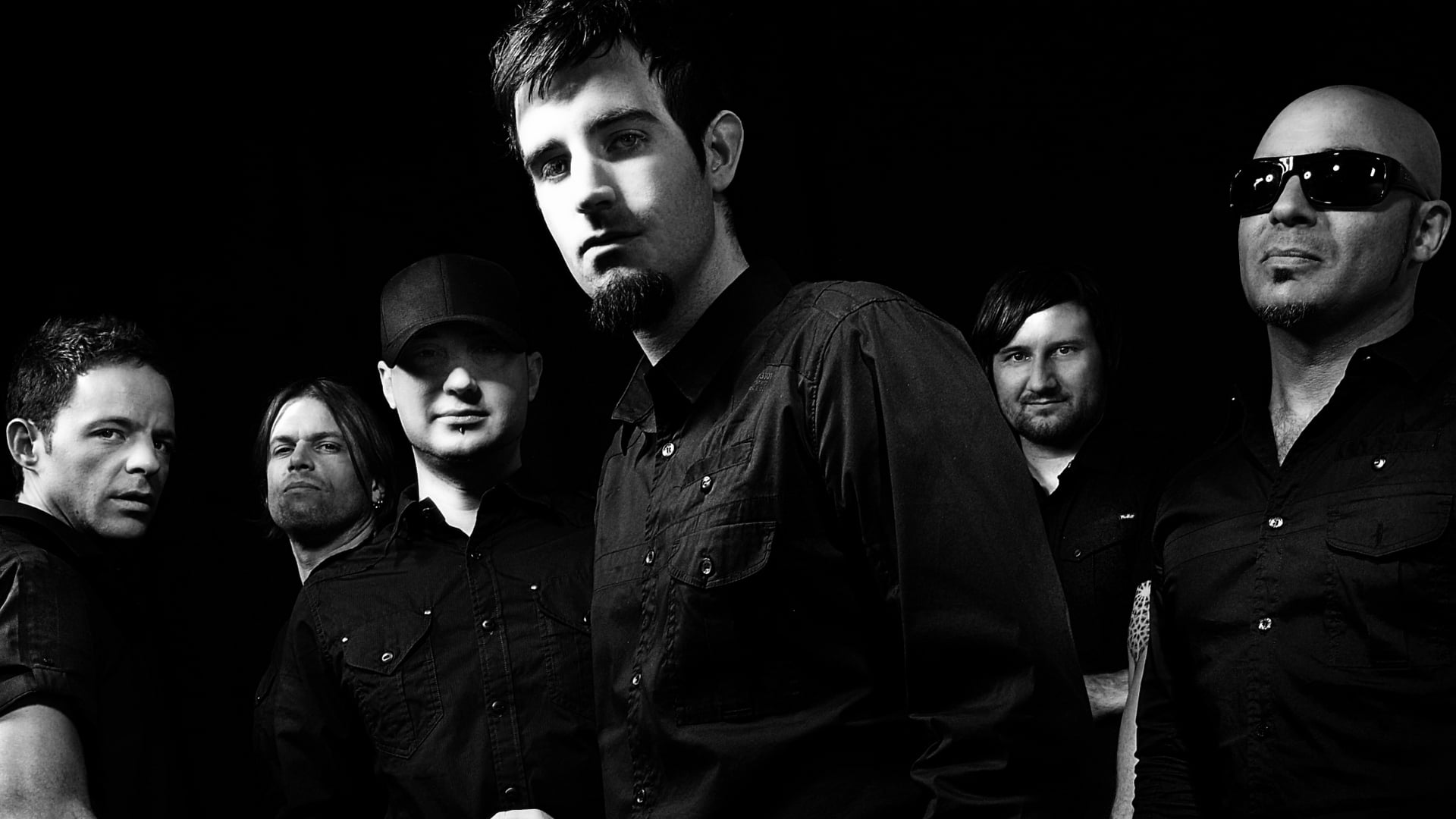 people, faces, indoors, male Beauty, pendulum, mid adult, crowd, young women, fun, togetherness, band, mid adult men, 1080P, lifestyles, young Adult, looking at camera, HD Wallpaper