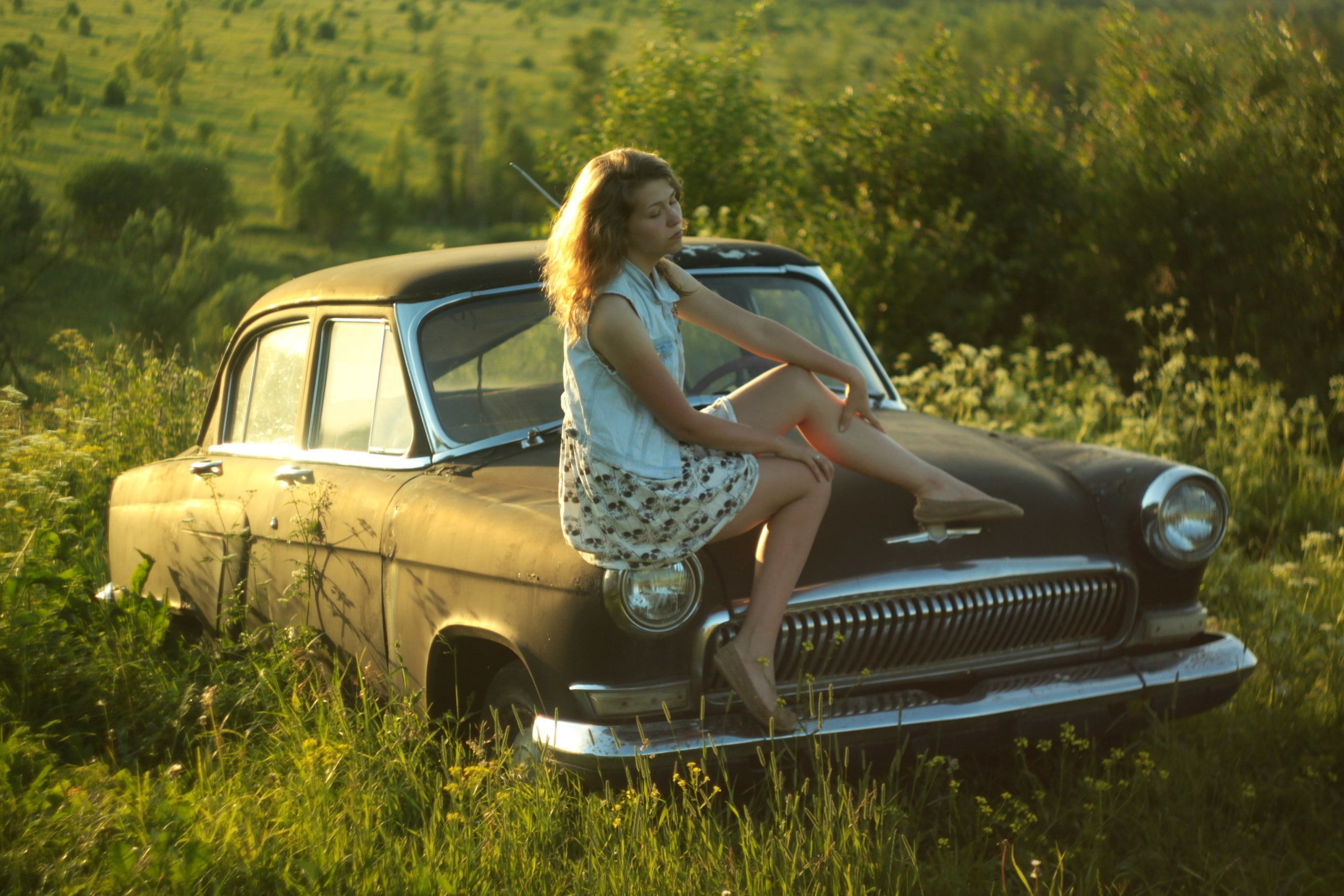 cheerful, hairstyle, grass, adult, background, girl, land Vehicle, mode of transportation, vacations, jacket, retro, relaxation, one Person, young Women, HD Wallpaper