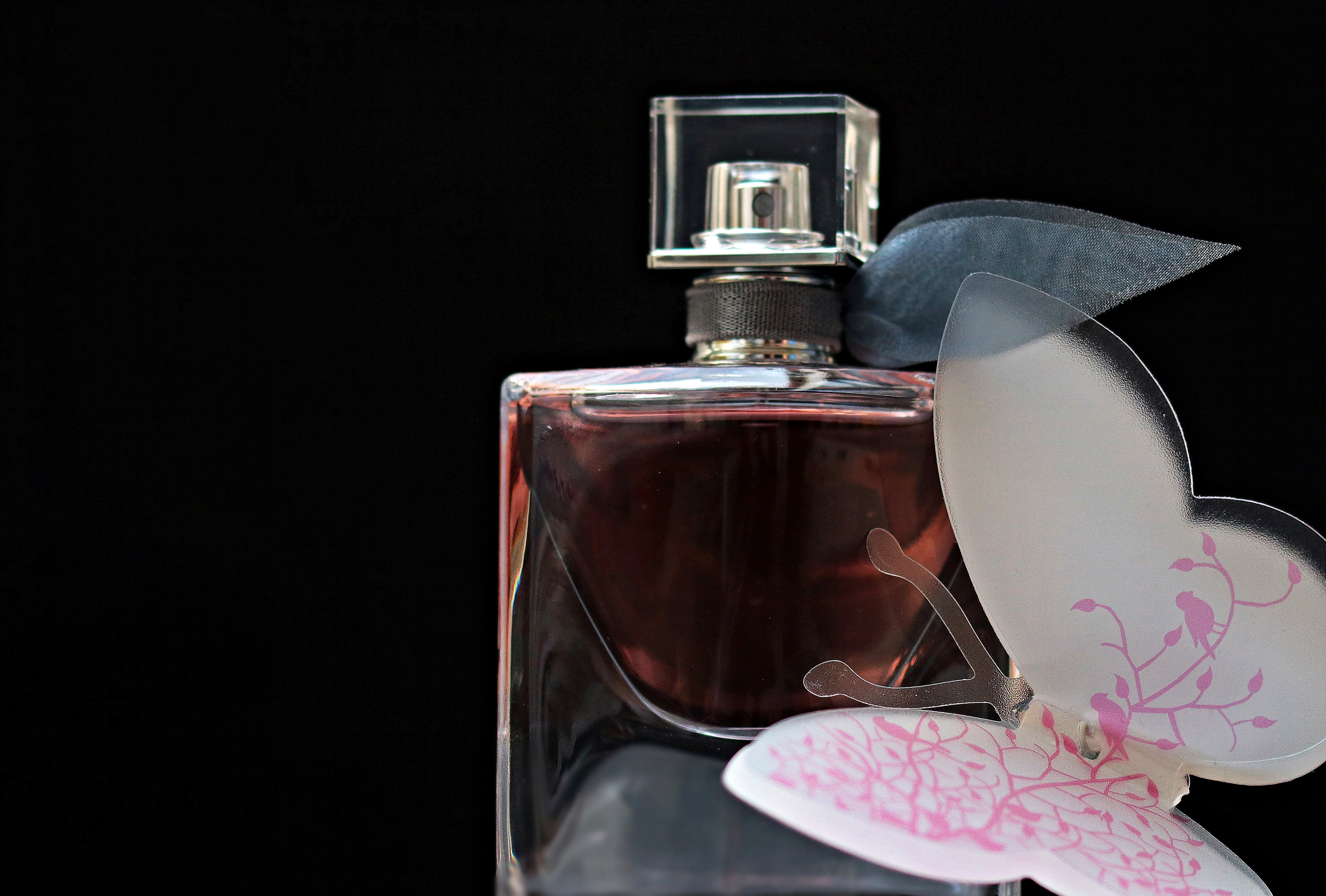 4K, pink, freshness, black background, still life, container, two objects, single object, fragrant, glass bottle, copy space, day, indulgence, flacon, HD Wallpaper
