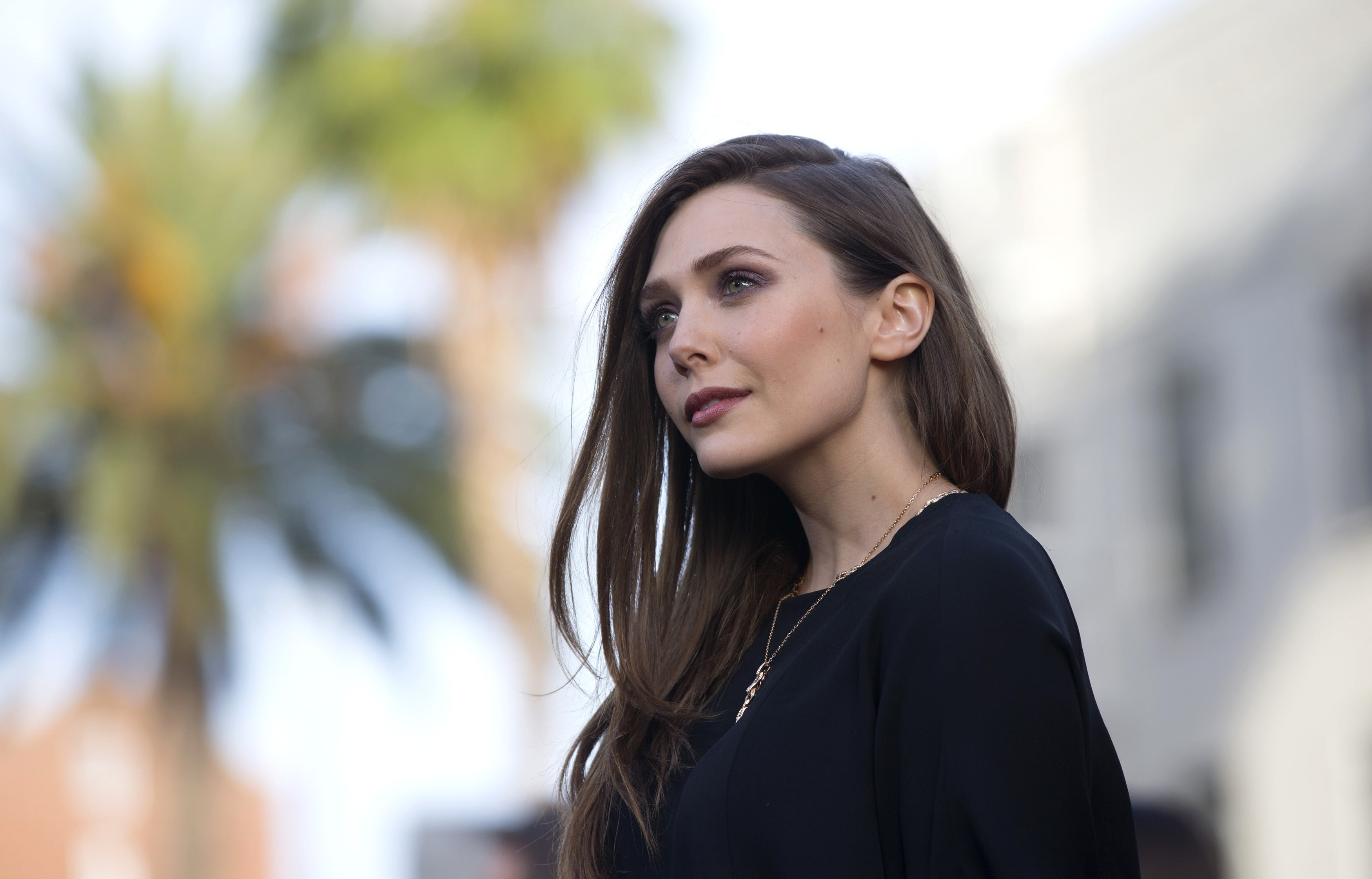 American, Actress, Depth Of Field, Elizabeth Olsen, Green Eyes, Brunette, 2K, Actresses, HD Wallpaper