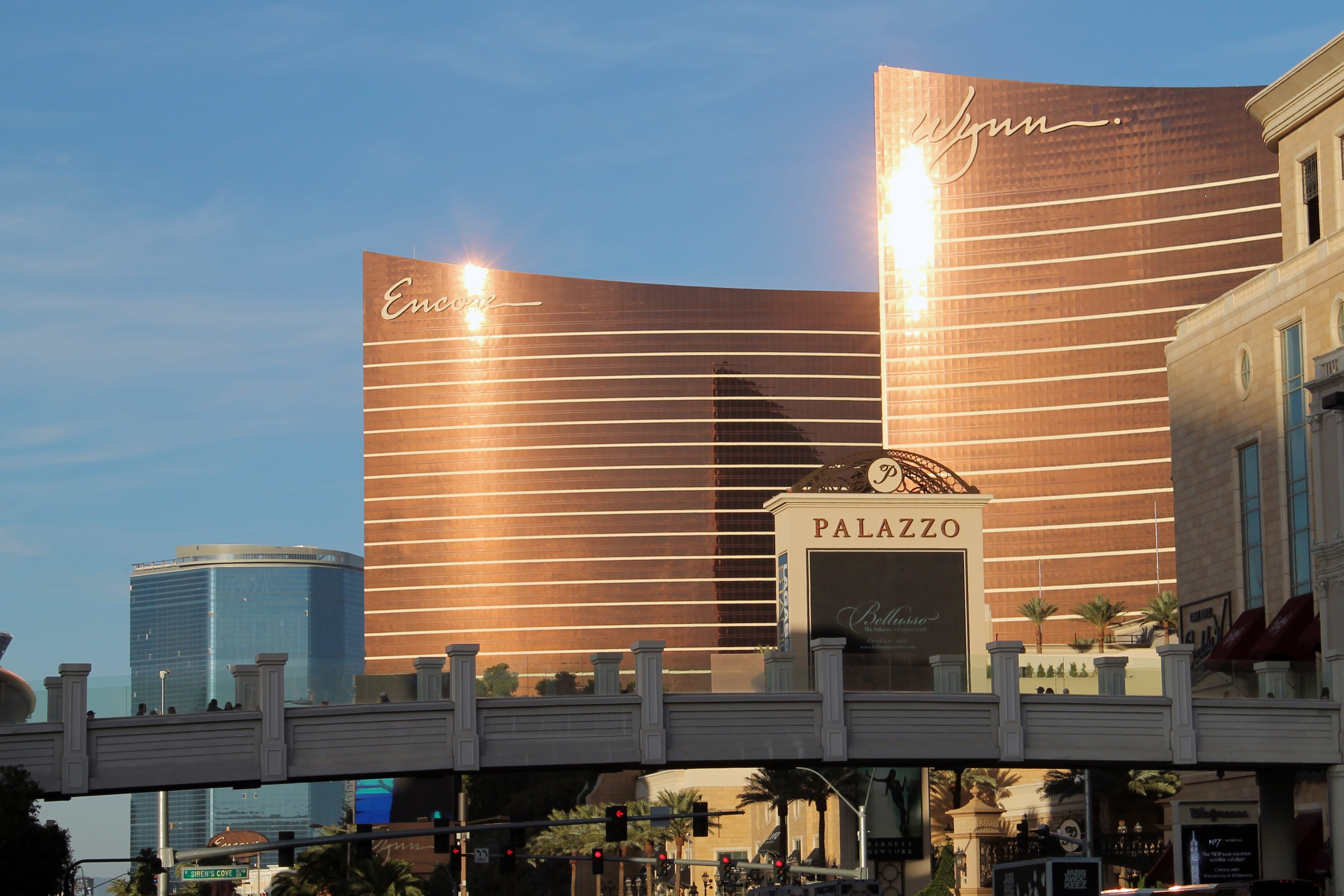 nevada, tall - high, office building exterior, built structure, building, 4K, text, office, transportation, architecture, city, low angle view, building exterior, HD Wallpaper