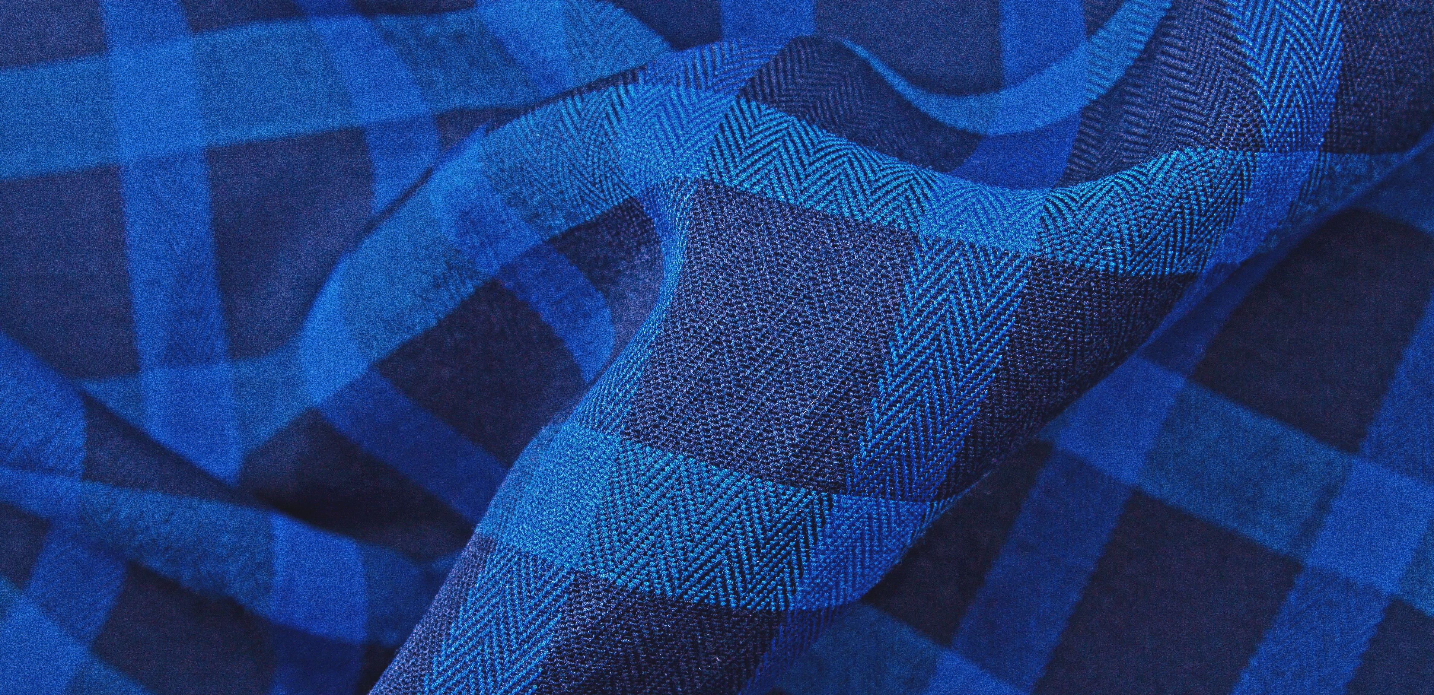 fashion, garment, full frame, close-up, luxury, simplicity, mannequin, striped, dark blue, design, blue, clothes shop, fashion classic, adrianocalitri, HD Wallpaper