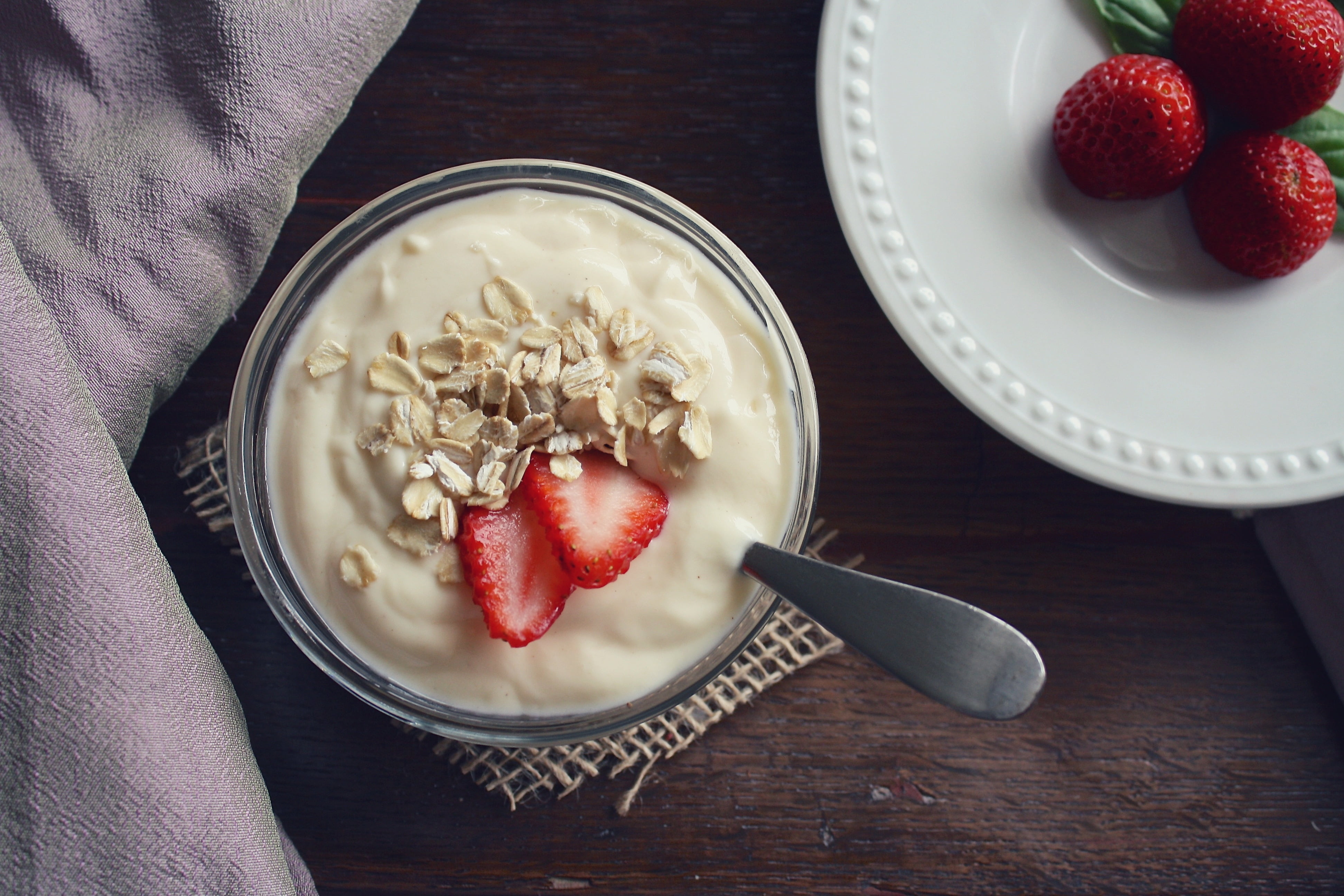 backgrounds, eating, snack, morning, oatmeal, 4K, vegetarian Food, dessert, fruit, wellbeing, cake, berry Fruit, yogurt, spoon, healthy Eating, temptation, HD Wallpaper