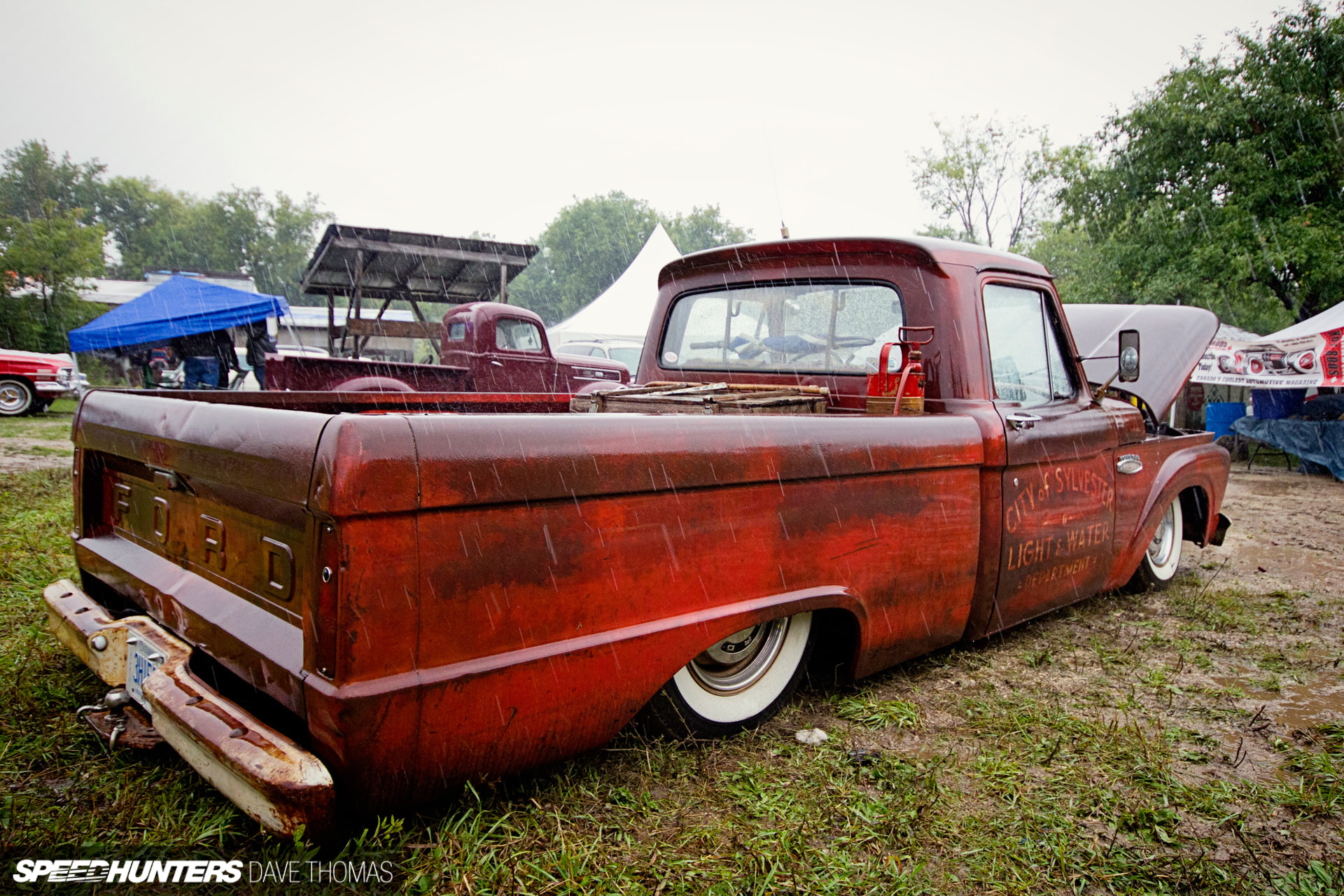 classic, cab, rain, red, single, slammed, ford, car, pickup, hd, 1080P, truck, cars, HD Wallpaper