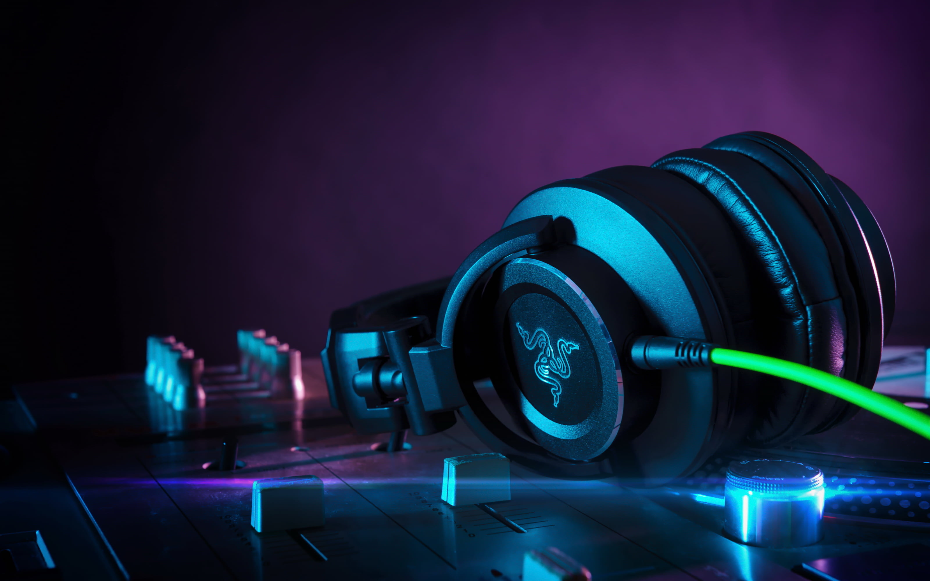 electrical Equipment, indoors, black, nightlife, sound, communication, music, Razer Adaro, corded, DJ Headphones, razer, dark, technology, night, connection, HD Wallpaper