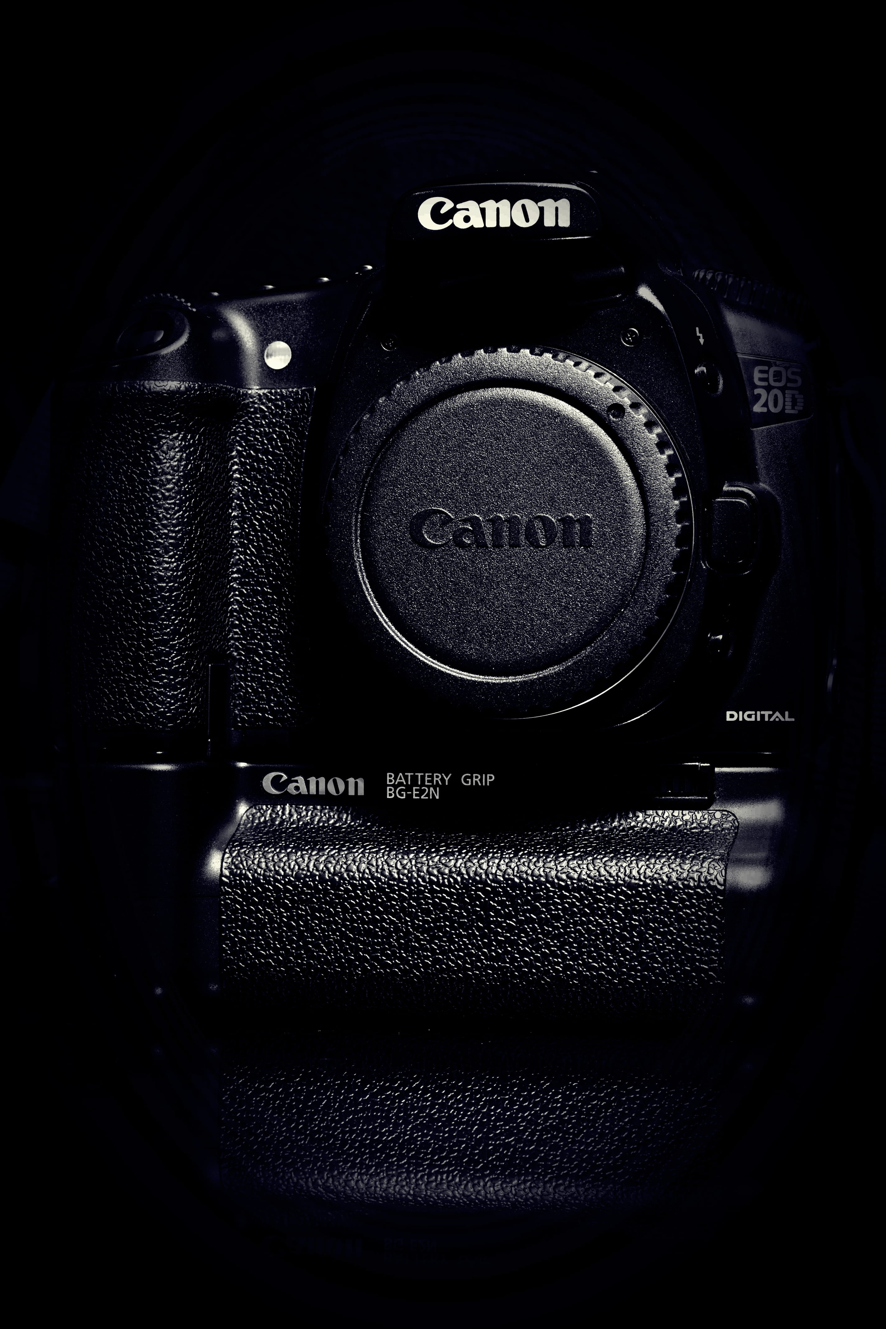 selective focus, indoors, technology, digital camera, western script, 20d, single object, camera, photographic equipment, camera - photographic equipment, Phone HD Wallpaper