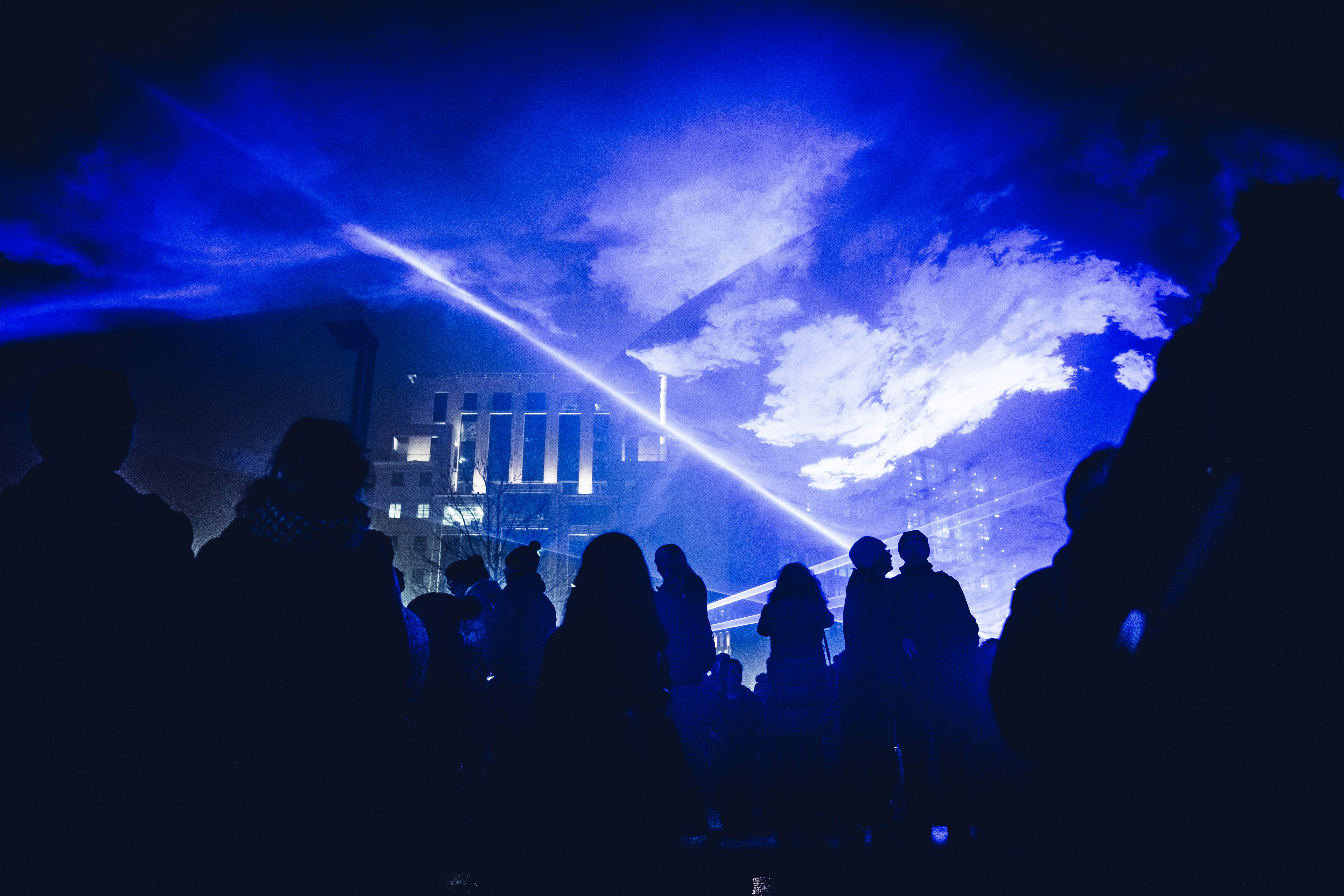 watching, blue, light, 5K, sky, city, men, architecture, people, dark, hologram, large group of people, real people, illuminated, arts culture and entertainment, HD Wallpaper