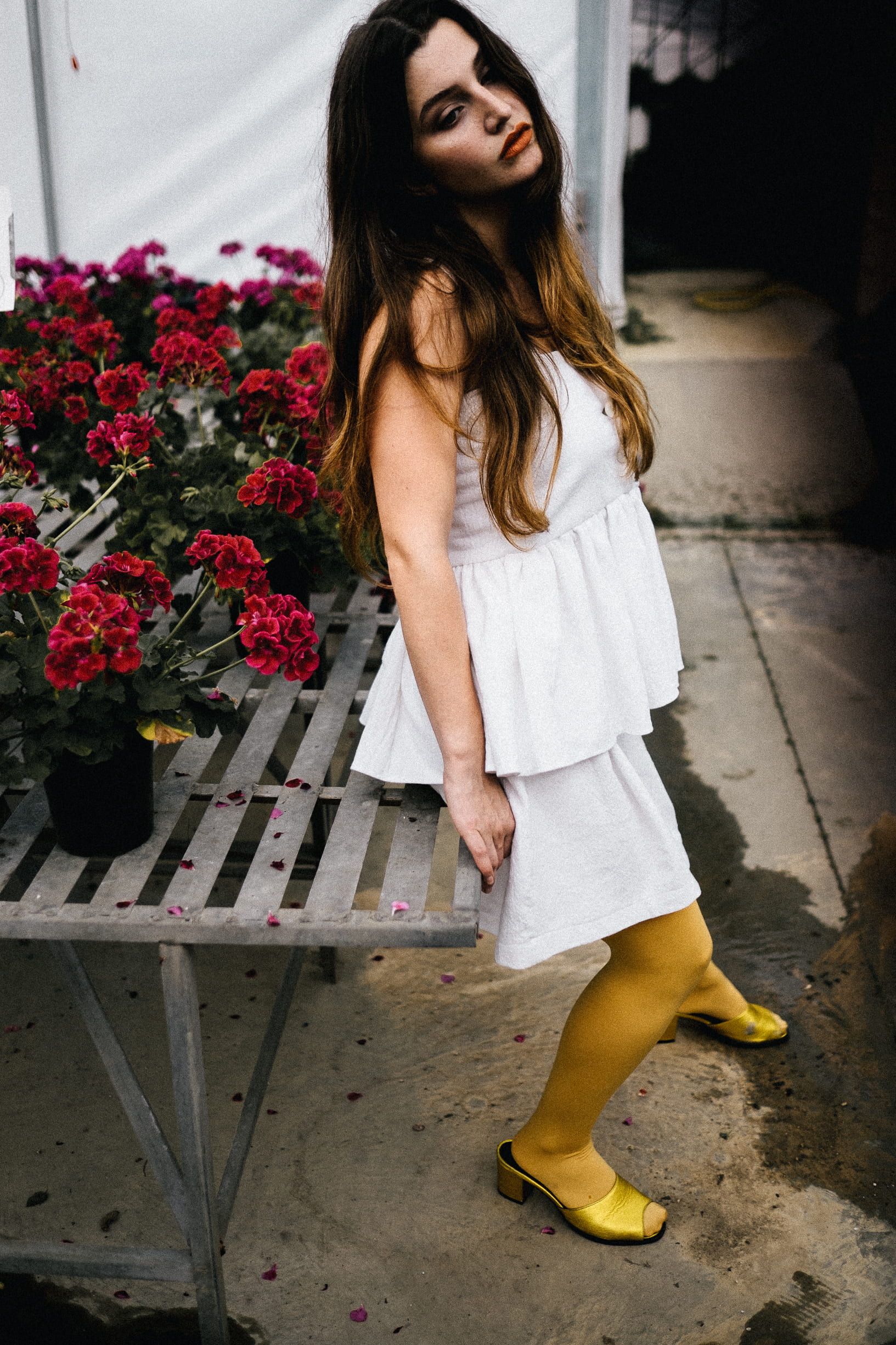 anxiety, one person, unite, real people, woman, flowering plant, film, minimal, white, flowers, portrait, editorial, brunette, plant, fashion, contemplation, Phone HD Wallpaper