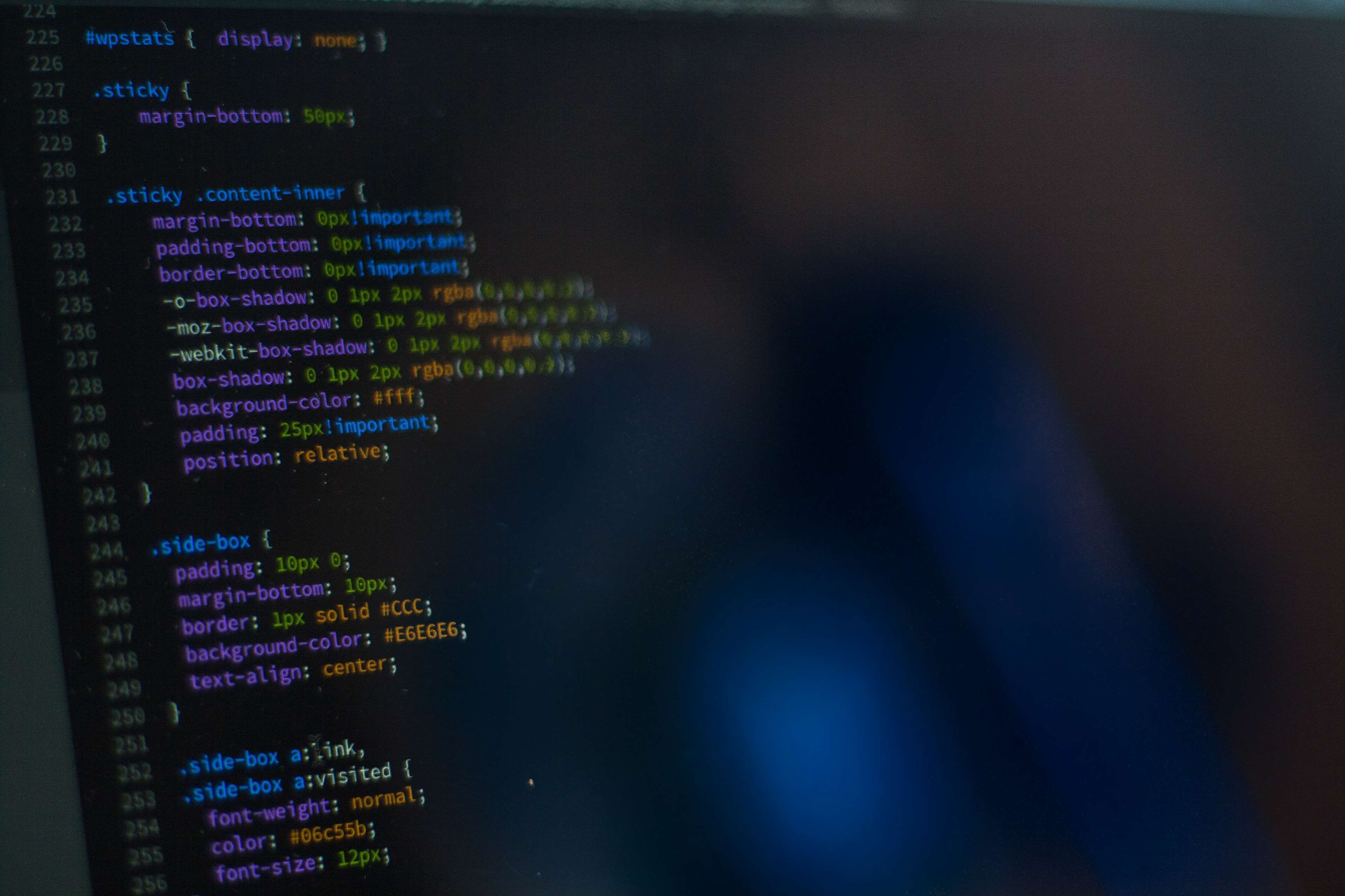 wireless technology, computer monitor, number, computer equipment, social networking, programmer, communication, code, computer language, no people, screen, HD Wallpaper
