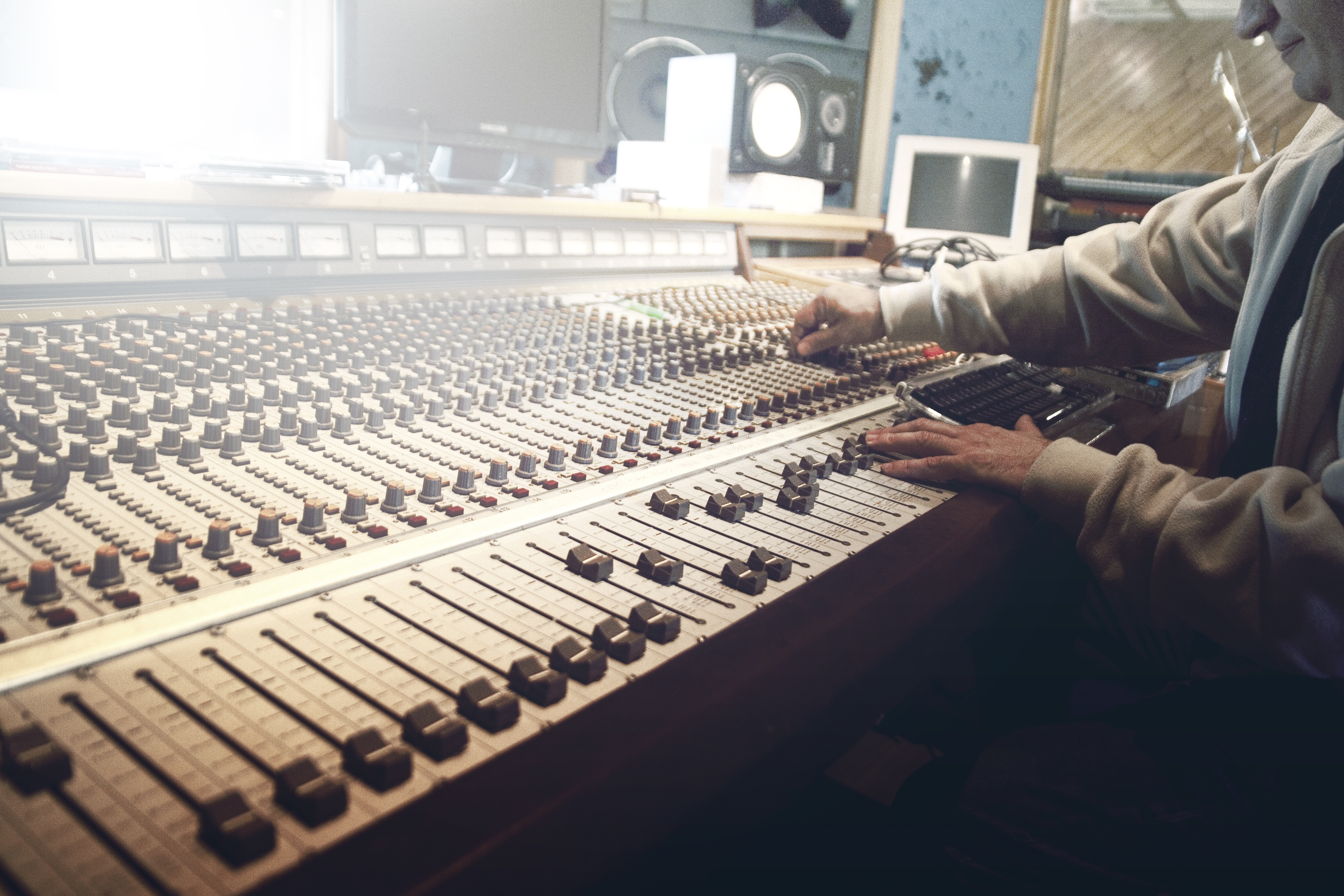 professional, hand, control panel, real people, sound Mixer, equalizer, electrical equipment, arts culture and entertainment, recording Studio, record, HD Wallpaper