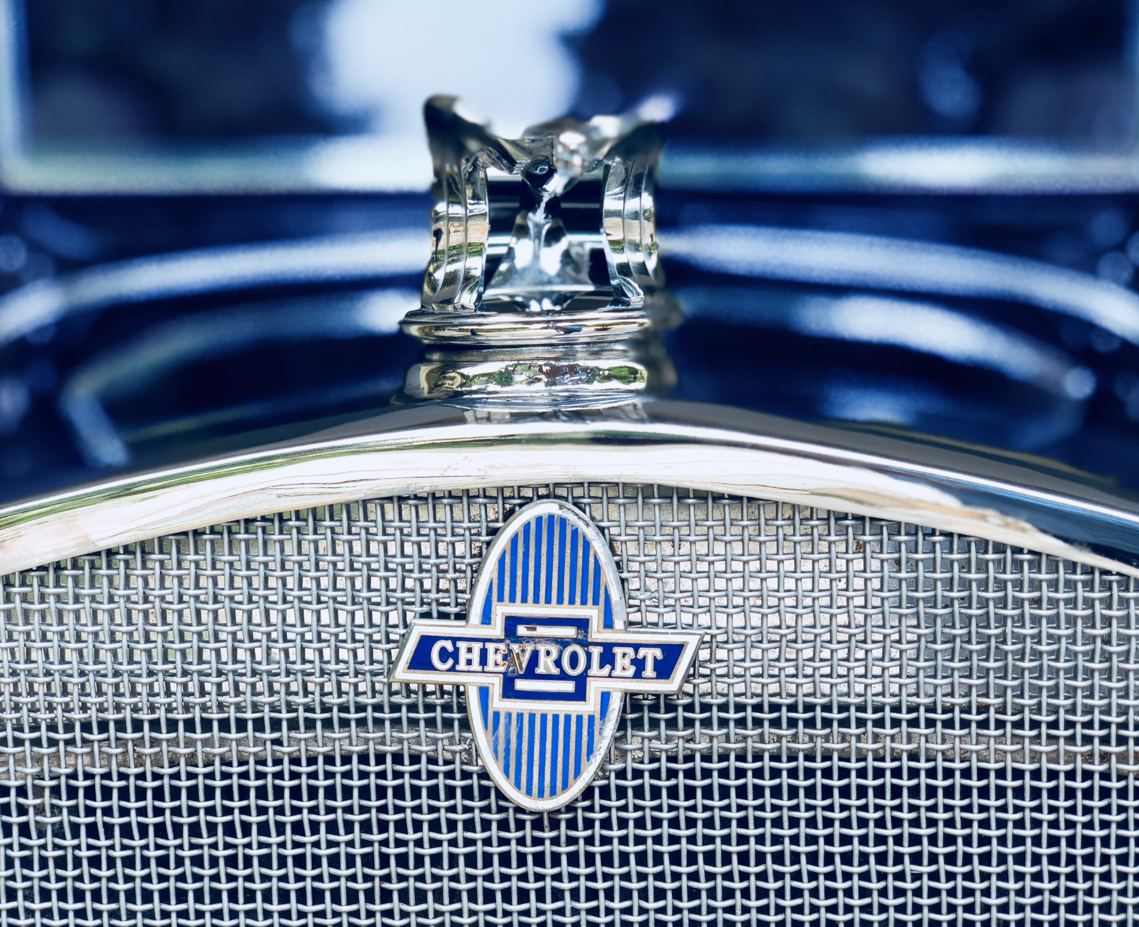 sign, chrome, no people, detail, studio shot, badge, logo, text, trademark, brand, single object, jewelry, shallow, metal, samode palace, 2K, security, HD Wallpaper