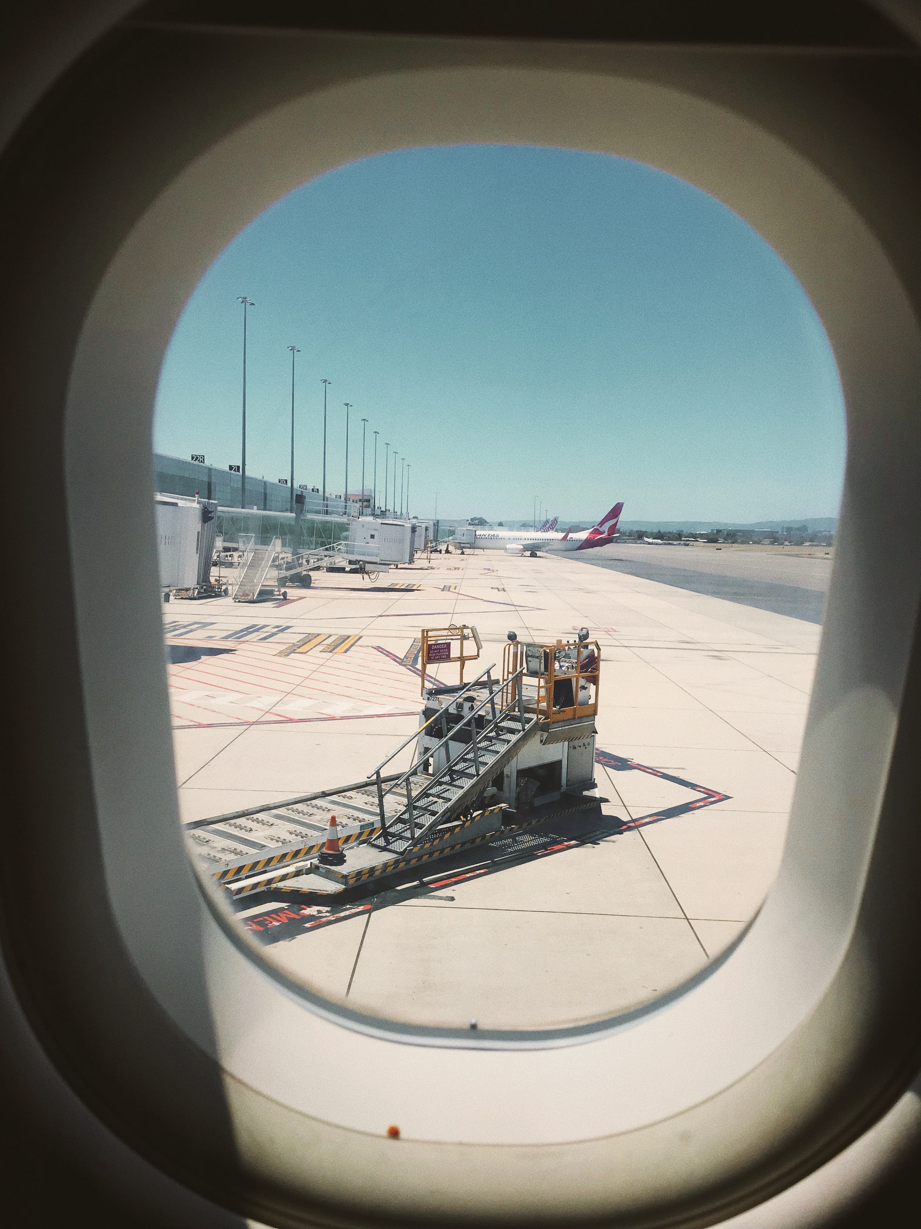 mode of transportation, clear sky, 4K, window, vehicle interior, curtain, airliner, travel, glass - material, shutter, architecture, circle, porthole, Phone HD Wallpaper