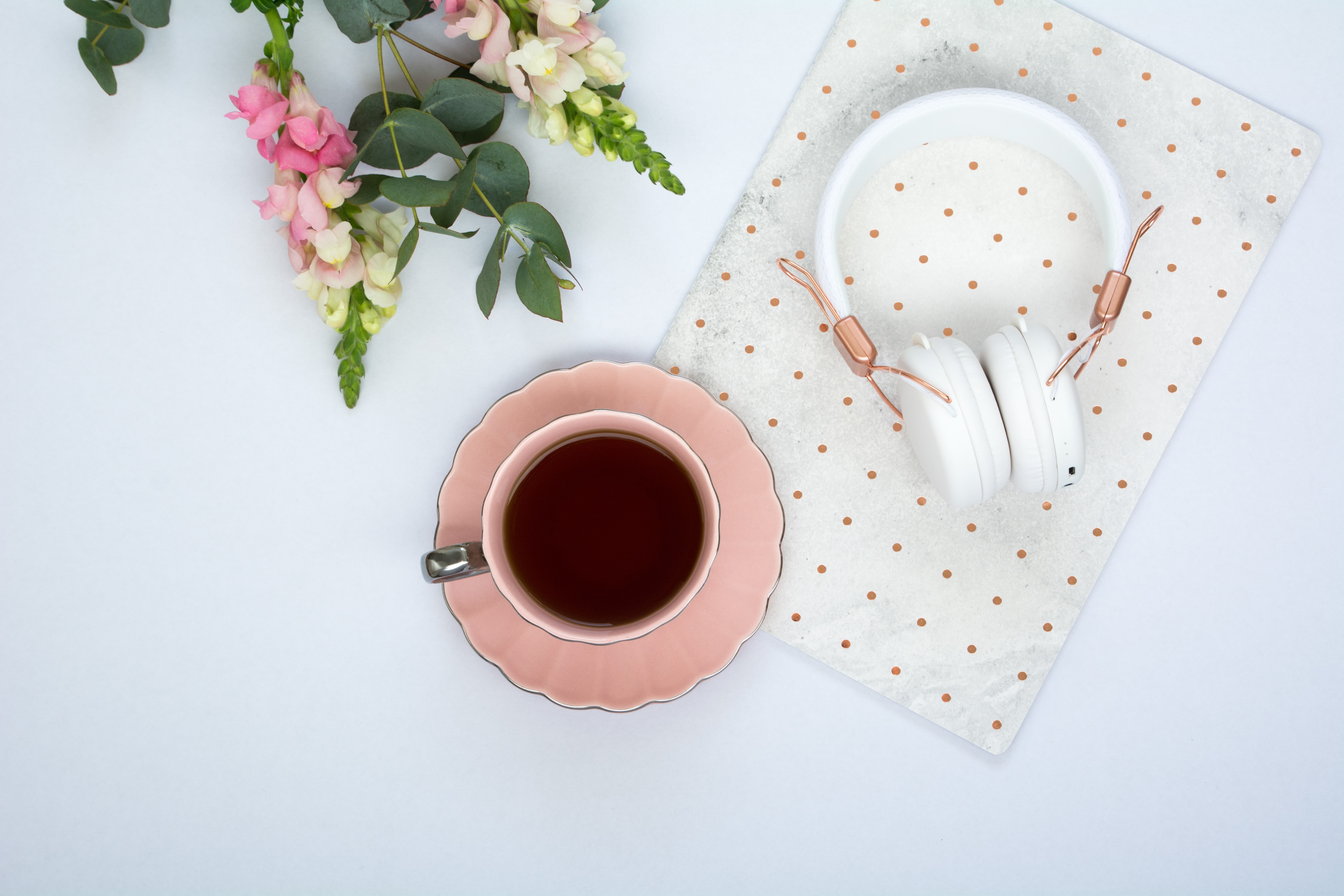 flowers, 5K, coffee, tender, pink, Cup, headphones, HD Wallpaper