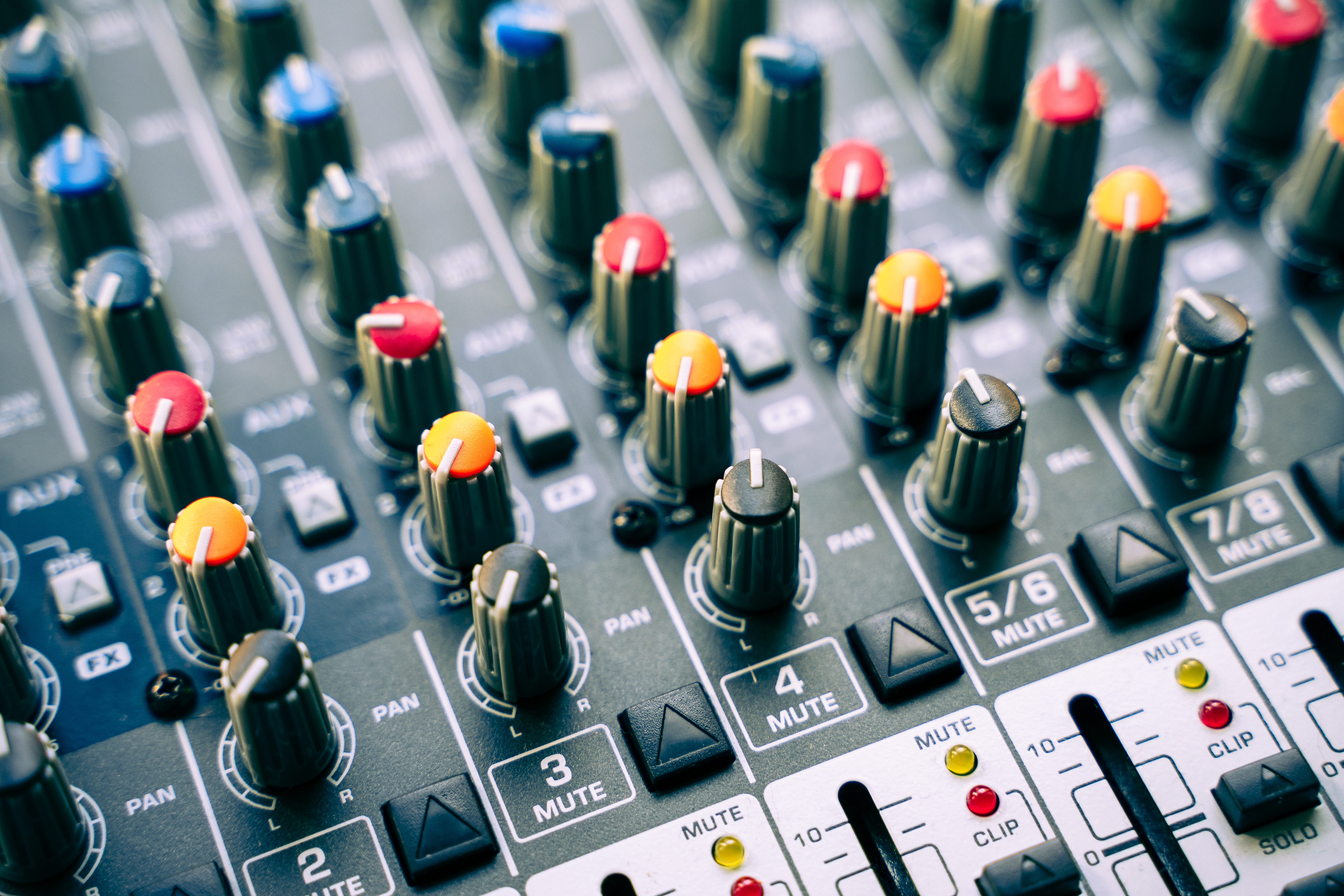 5K, backgrounds, control, sound system, control panel, electronics industry, mixing, complexity, mixer, studio, recording studio, sound mixer, music, close-up, HD Wallpaper
