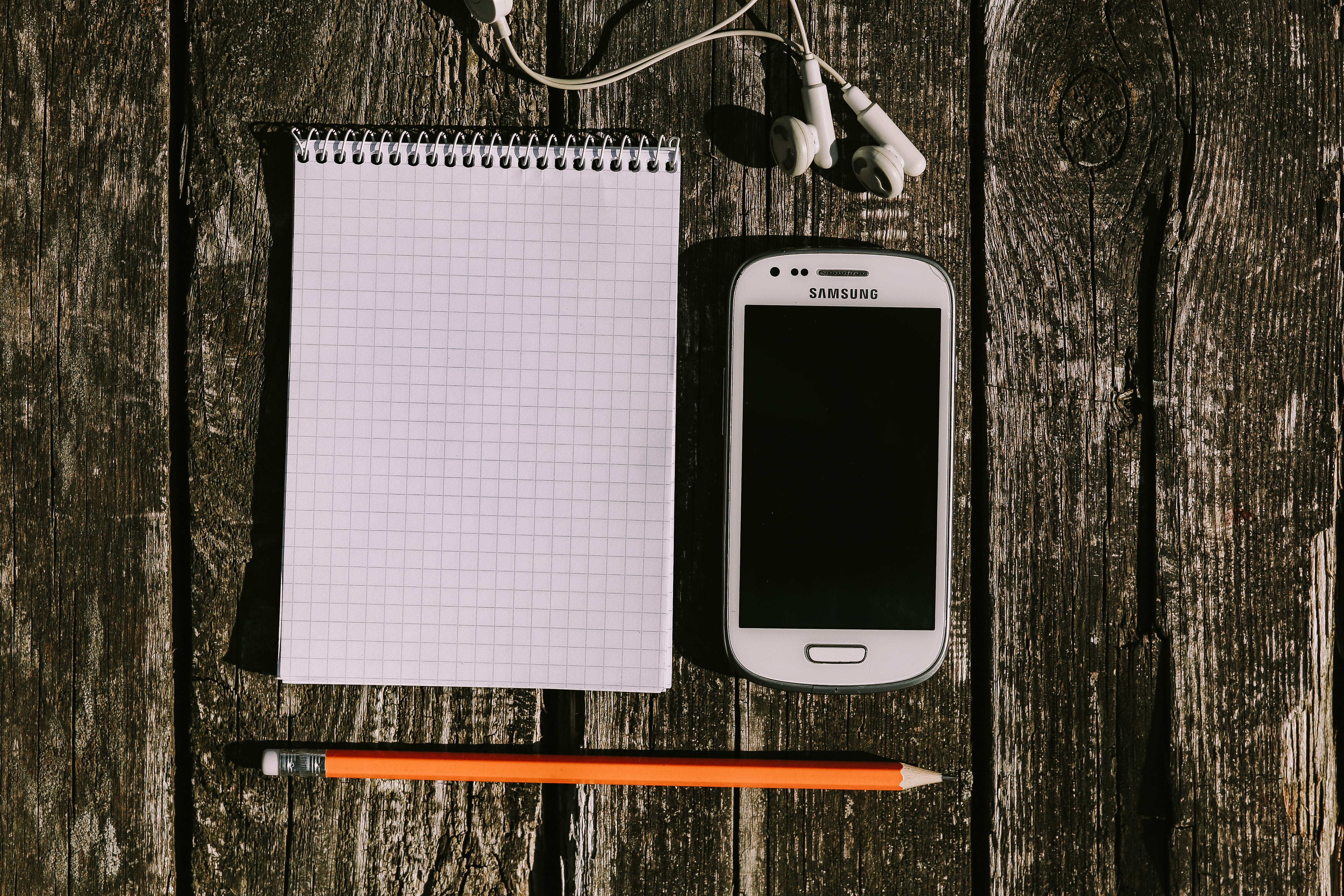 blank, mobile, still life, wood - Material, connection, high angle view, mobile Phone, no People, spiral notebook, planks, equipment, telephone, White, HD Wallpaper