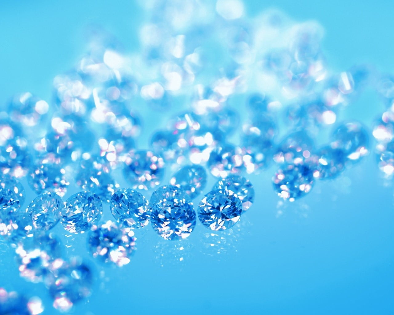 purity, colored background, celebration, no People, copy space, defocused, shiny, water, pattern, macro, nature, studio shot, white, ice, crystal, holiday, HD Wallpaper