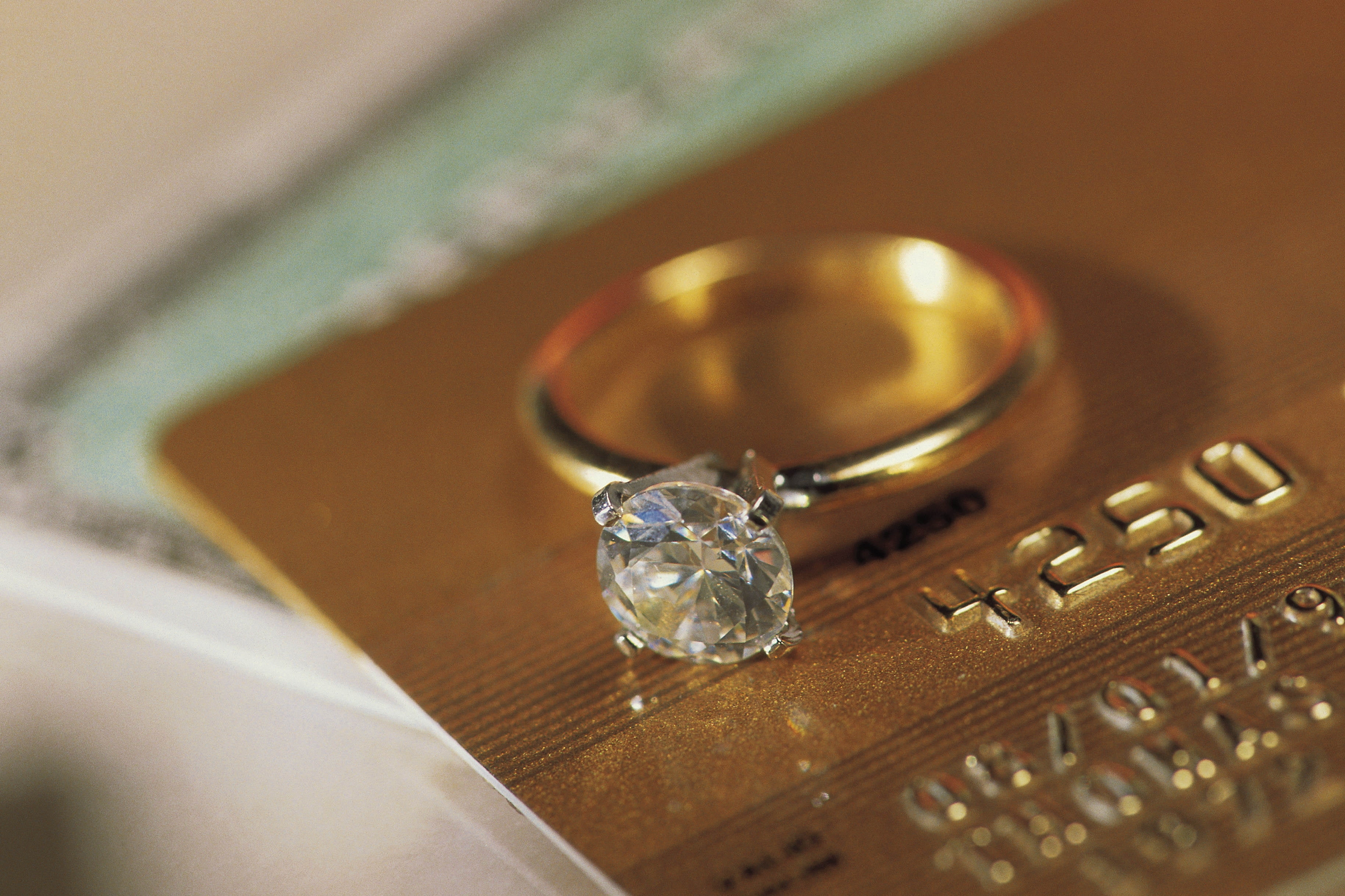 wedding, diamond - gemstone, selective focus, ring, jewelry, visa, colored, expense, romance, macro, life events, emotion, backgrounds, engagement Ring, HD Wallpaper