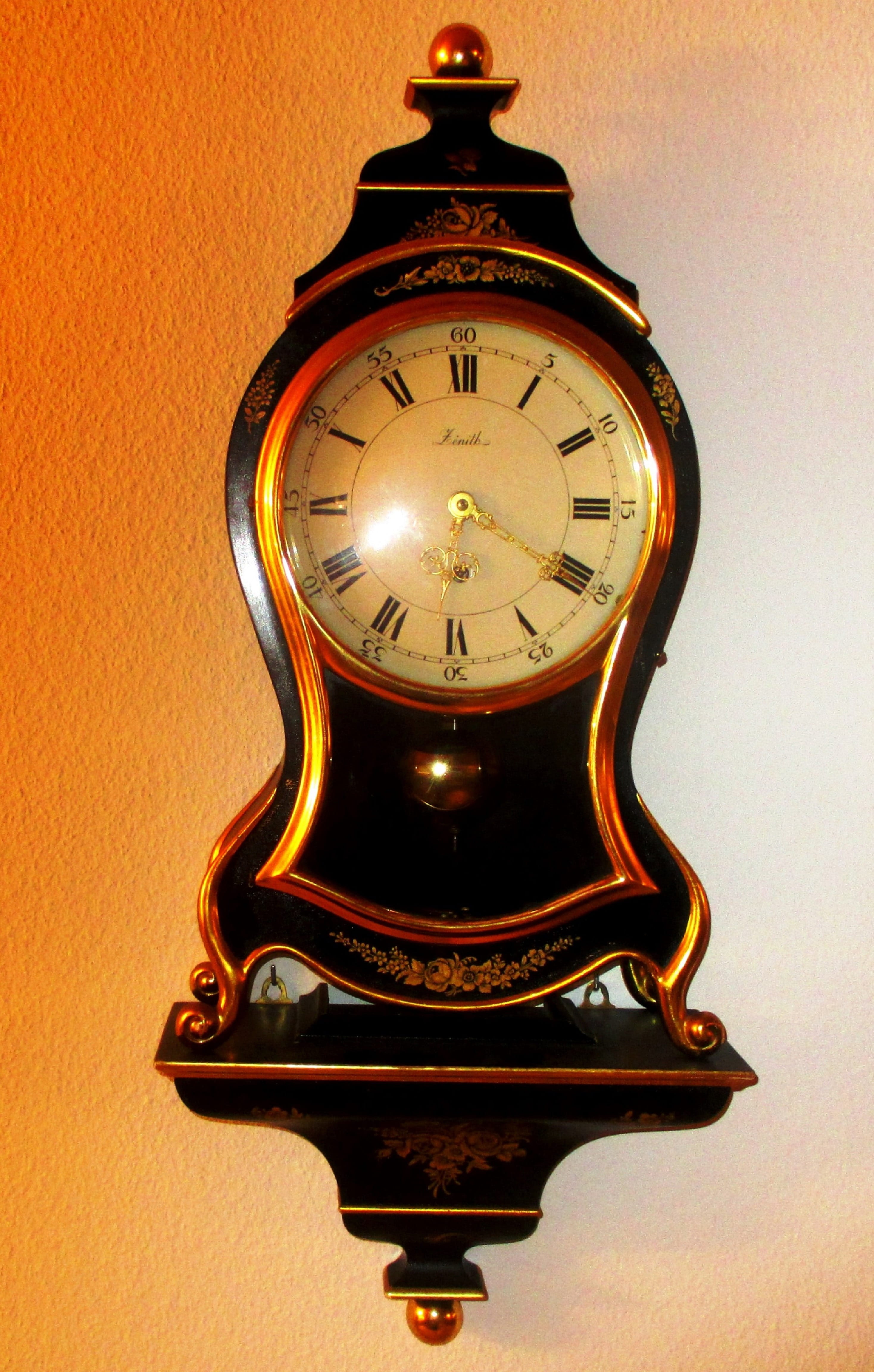 antique swizerland, Wall Clock, 4K, pendule, valuable, old-fashioned, indoors, clock face, Time, low angle view, lighting equipment, no people, studio shot, Phone HD Wallpaper