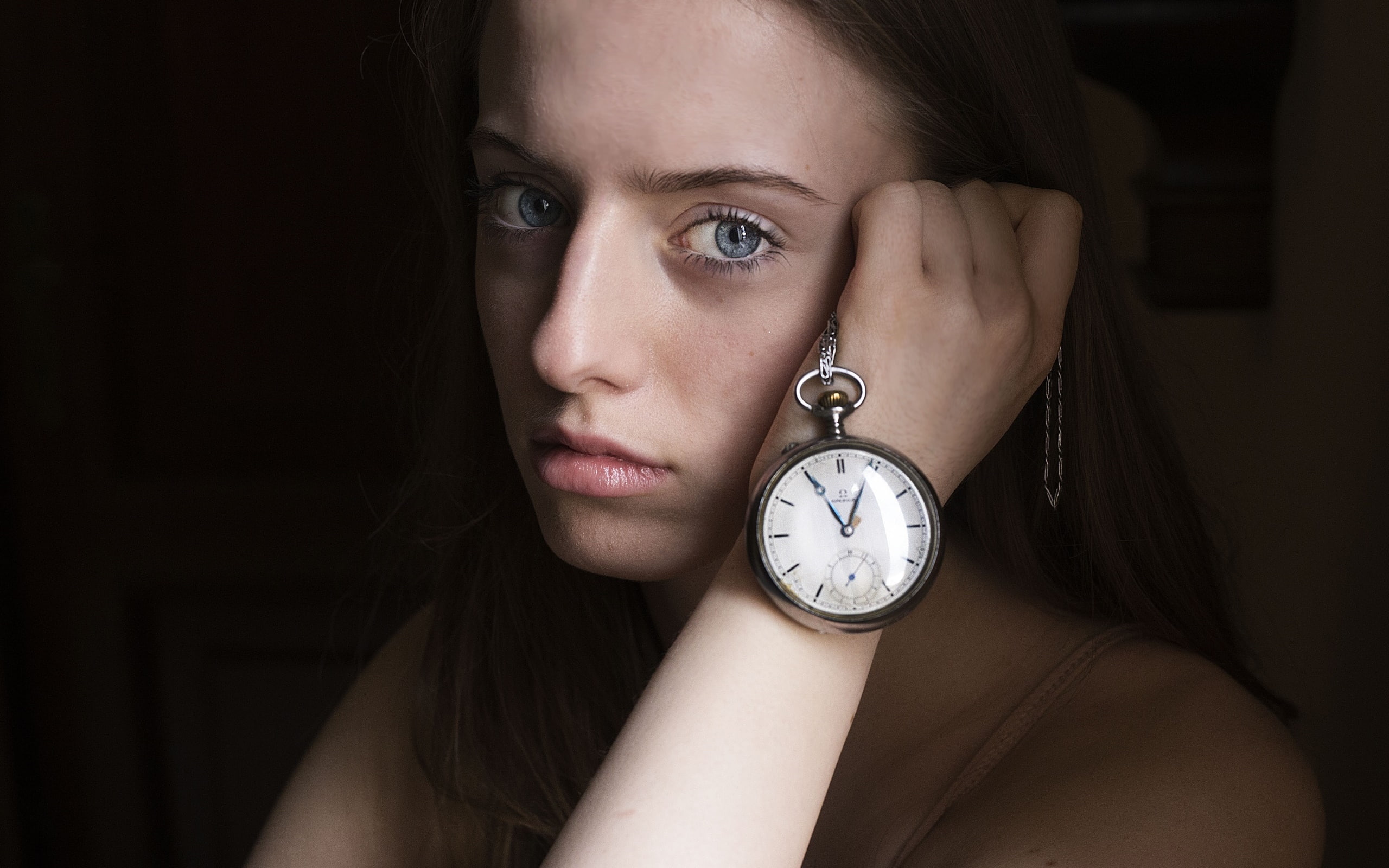 model, pocketwatches, pocket watch, young women, portrait, clock, 2K, contemplation, adult, hand, beautiful people, women, clock face, young adult, body part, HD Wallpaper