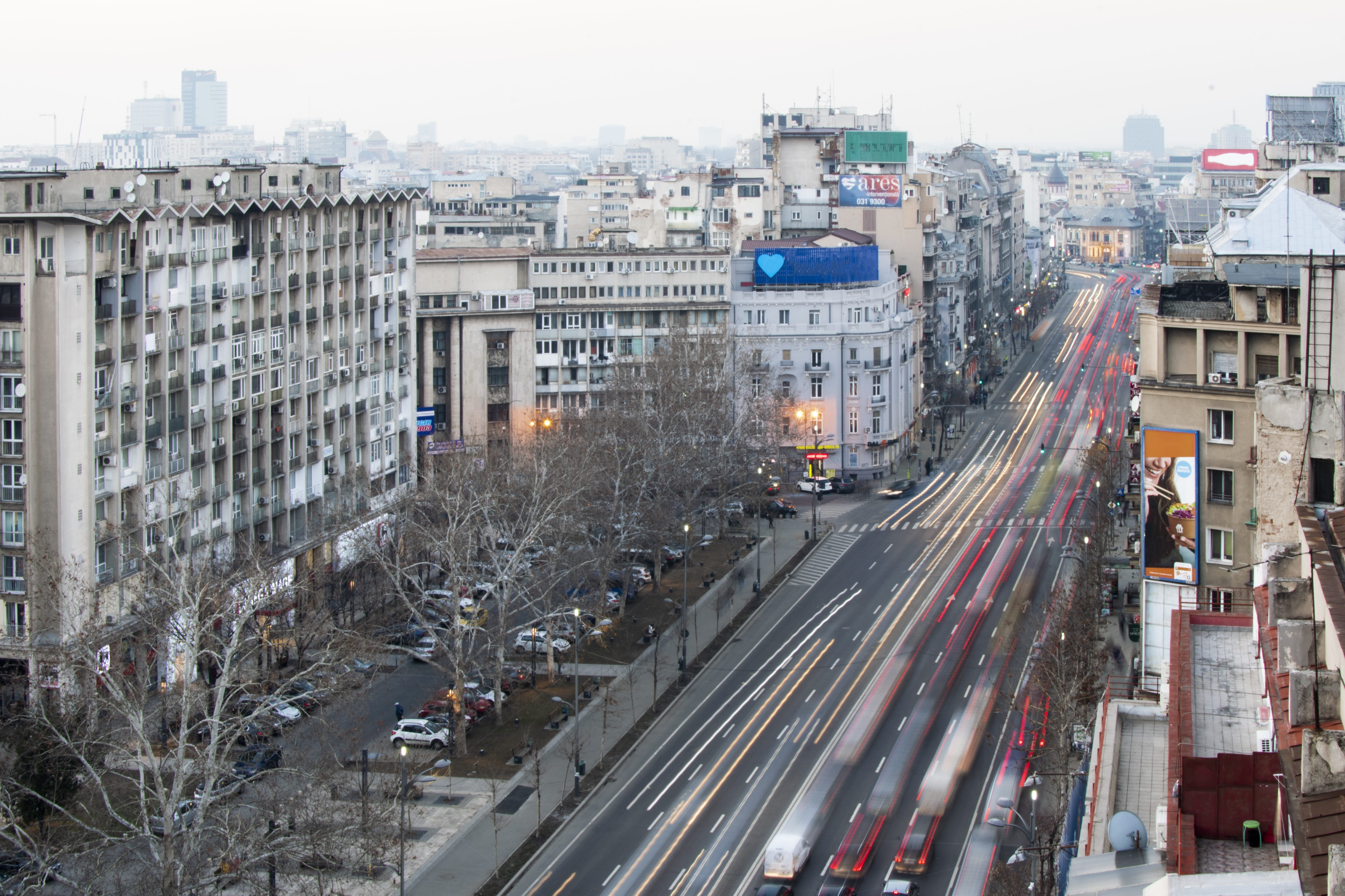 balcony, building, mode of transportation, tower, motor vehicle, touristic, 5K, europe, windows, street, road, land vehicle, architecture, bucharest, landmark, HD Wallpaper