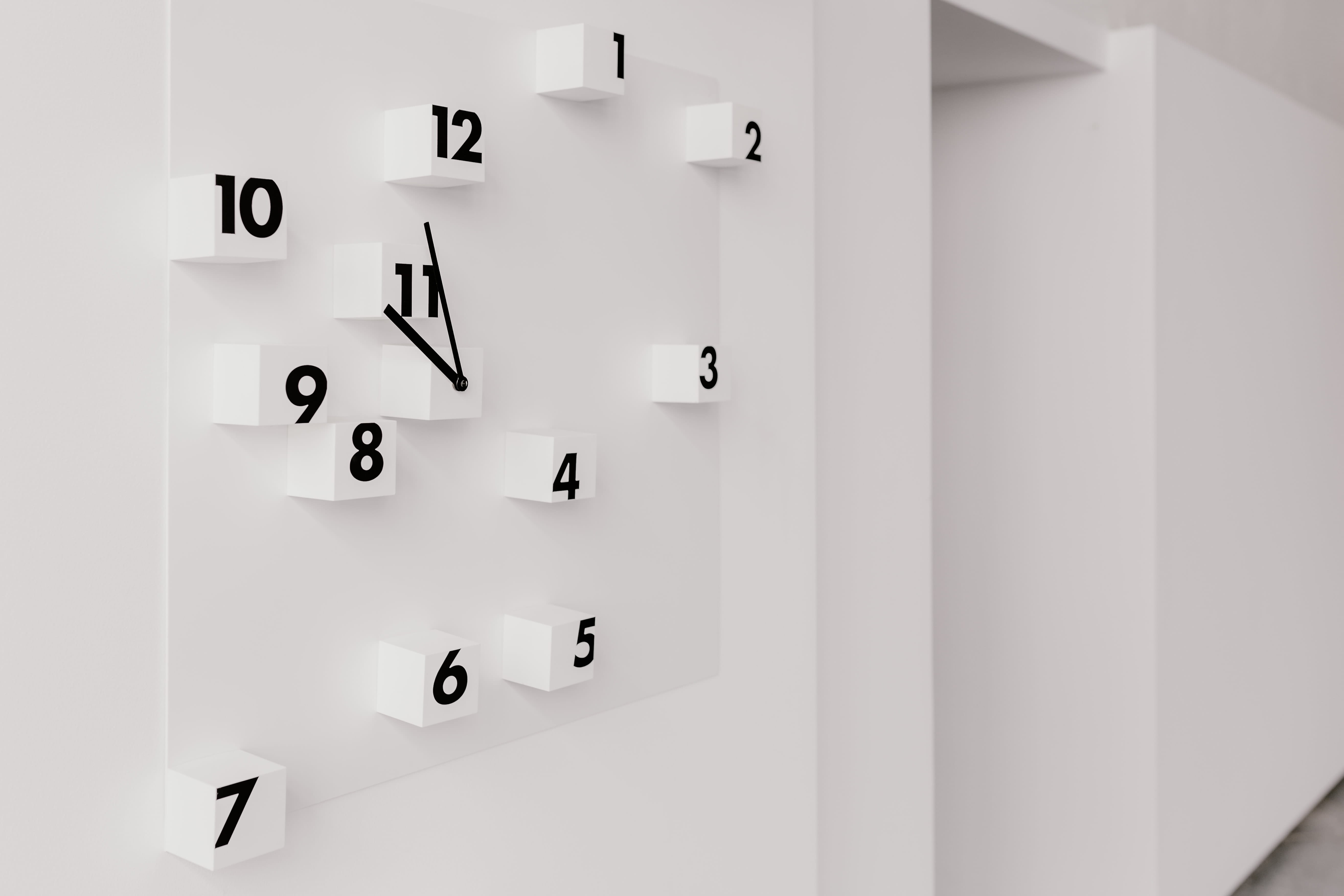 door, time, business, hours, minimal, clean, apartment, entrance, domestic room, wall, simple, clock, no people, contemporary, sign, design, abstract, white color, HD Wallpaper