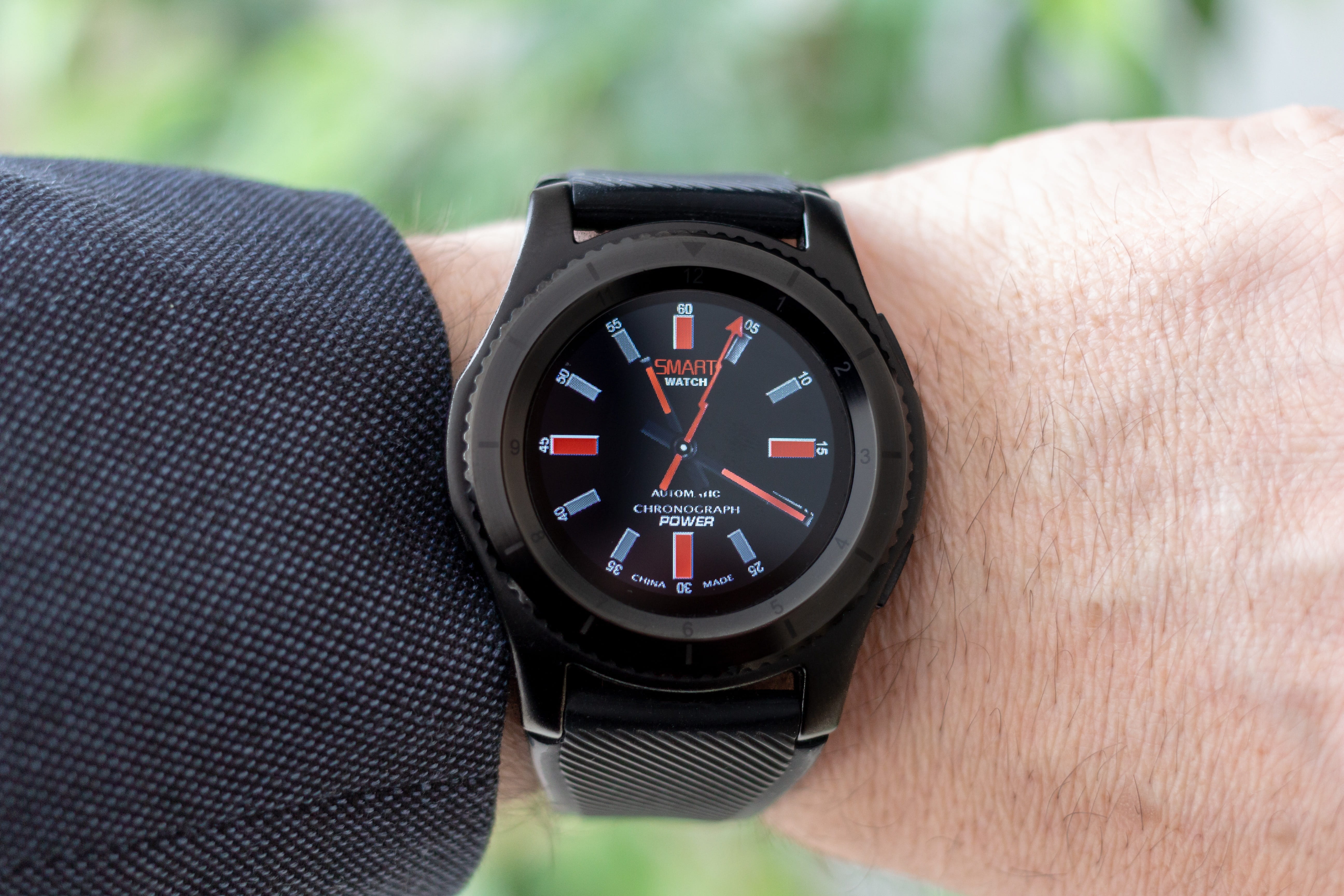day, human limb, sport, mobile, minute hand, checking the time, selective focus, one person, measurement of time, close-up, clock, clock shield, accuracy, HD Wallpaper