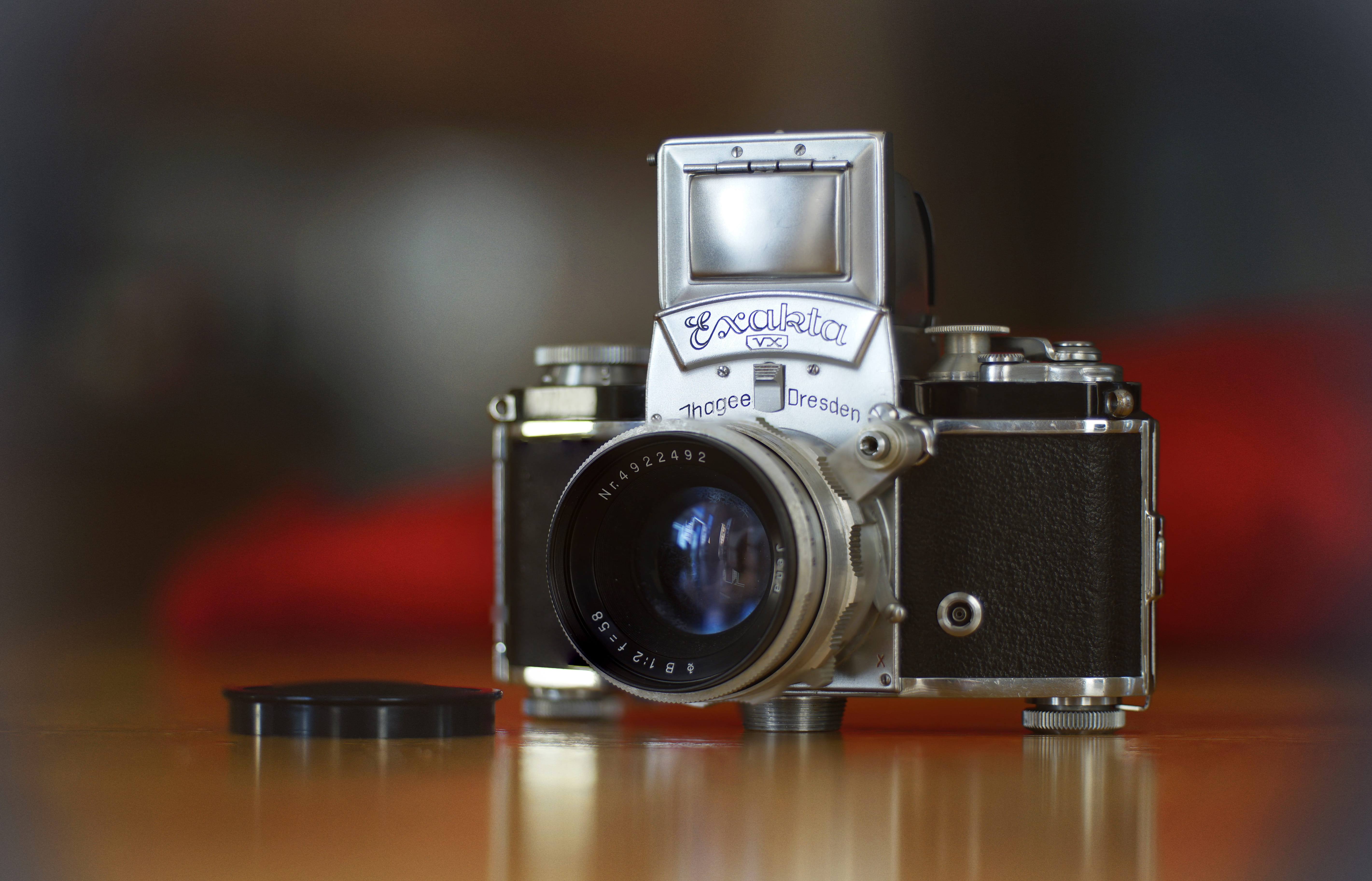 jena, antique, black, bokeh, table, close-up, no people, classic, exakta vx, steenbergen, lens - optical instrument, photography themes, strap, silver colored, HD Wallpaper