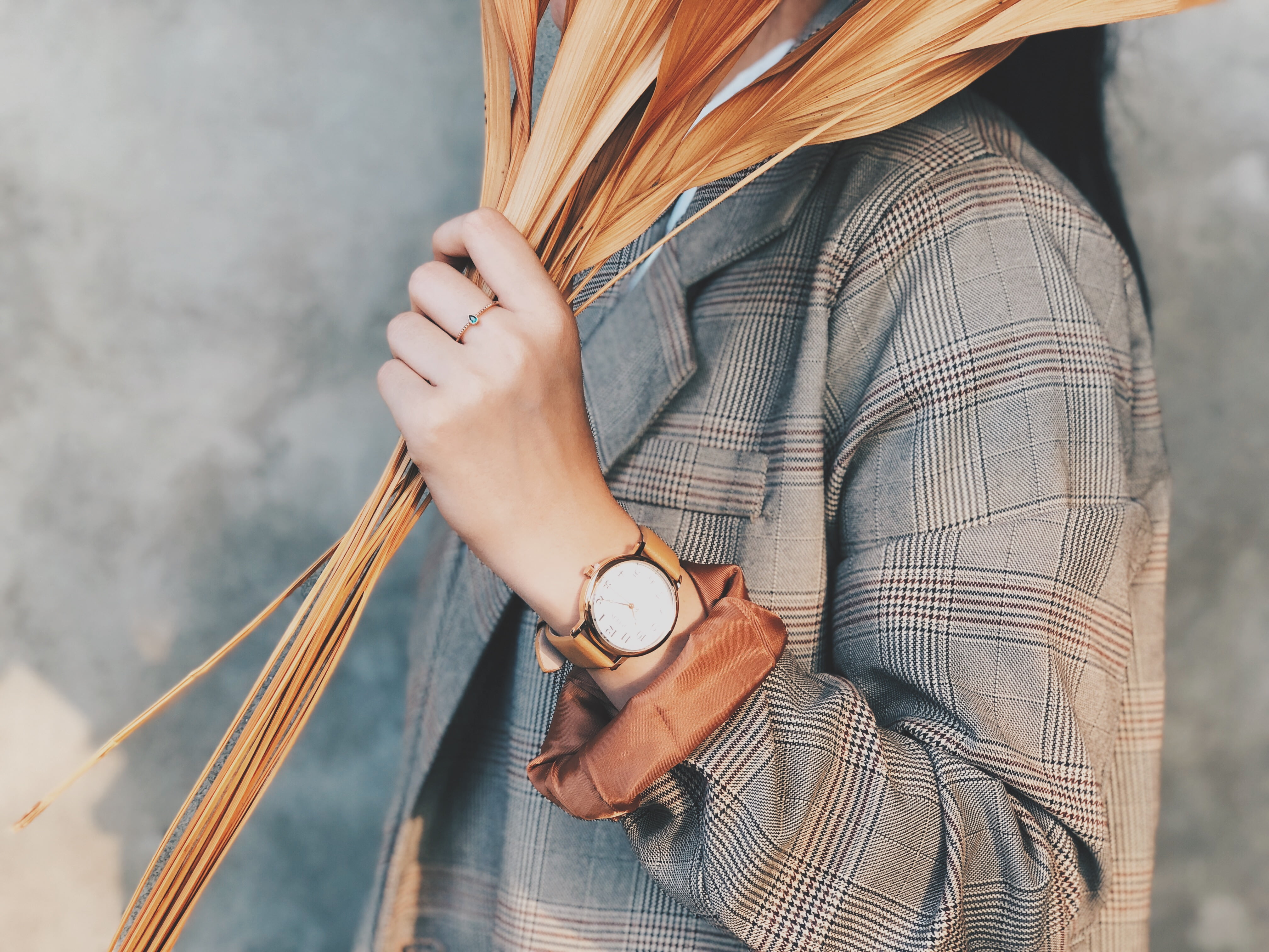 colored, midsection, time, human hand, standing, holding, women, hand, hairstyle, musical instrument, jacket, adult, wristwatch, casual clothing, round, HD Wallpaper