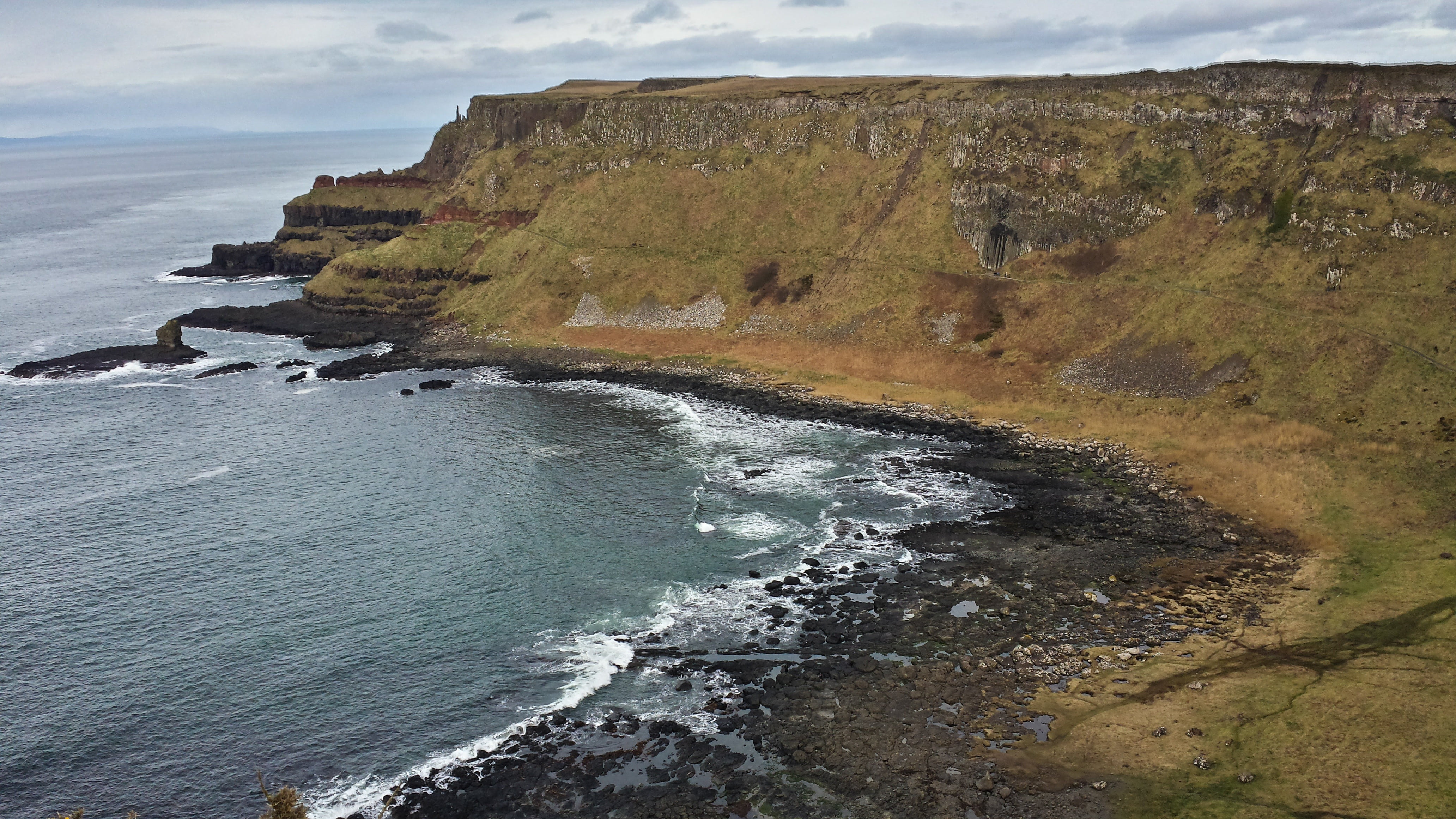 forest, places, woods, ireland, horizon, landscape, green, mountaineering, solid, stack rock, mountain, giants causeway, infinity, rock, rocky coastline, HD Wallpaper