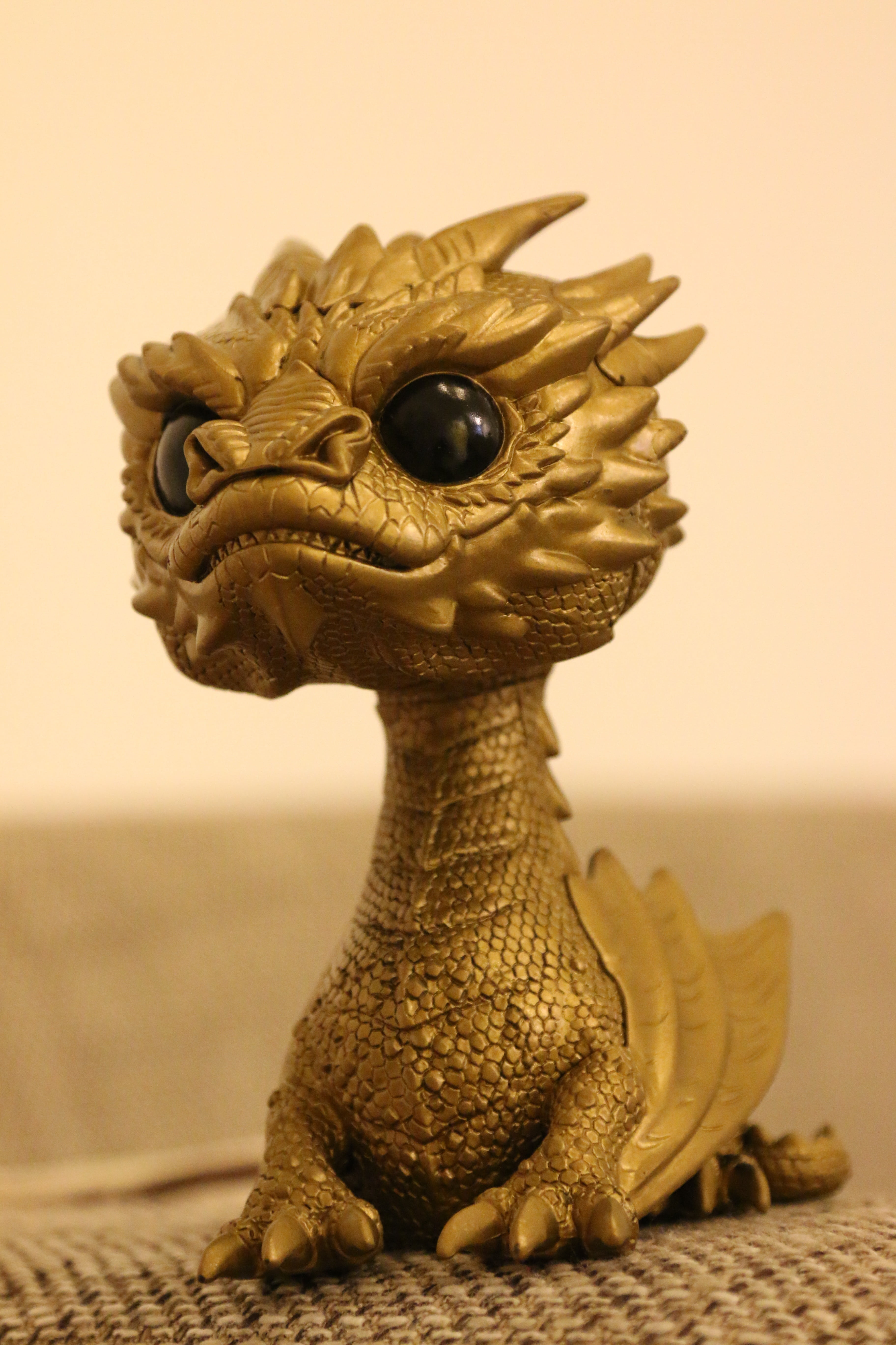 creativity, funko, focus on foreground, representation, art and craft, indoors, craft, gray, male likeness, sculpture, studio shot, statue, gold, the hobbit, Phone HD Wallpaper