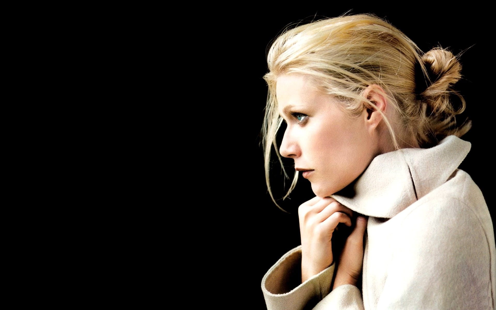 1080P, beautiful woman, coats, black, headshot, portrait, studio shot, hairstyle, close-up, Gwyneth Paltrow, looking away, simple background, lifestyles, HD Wallpaper