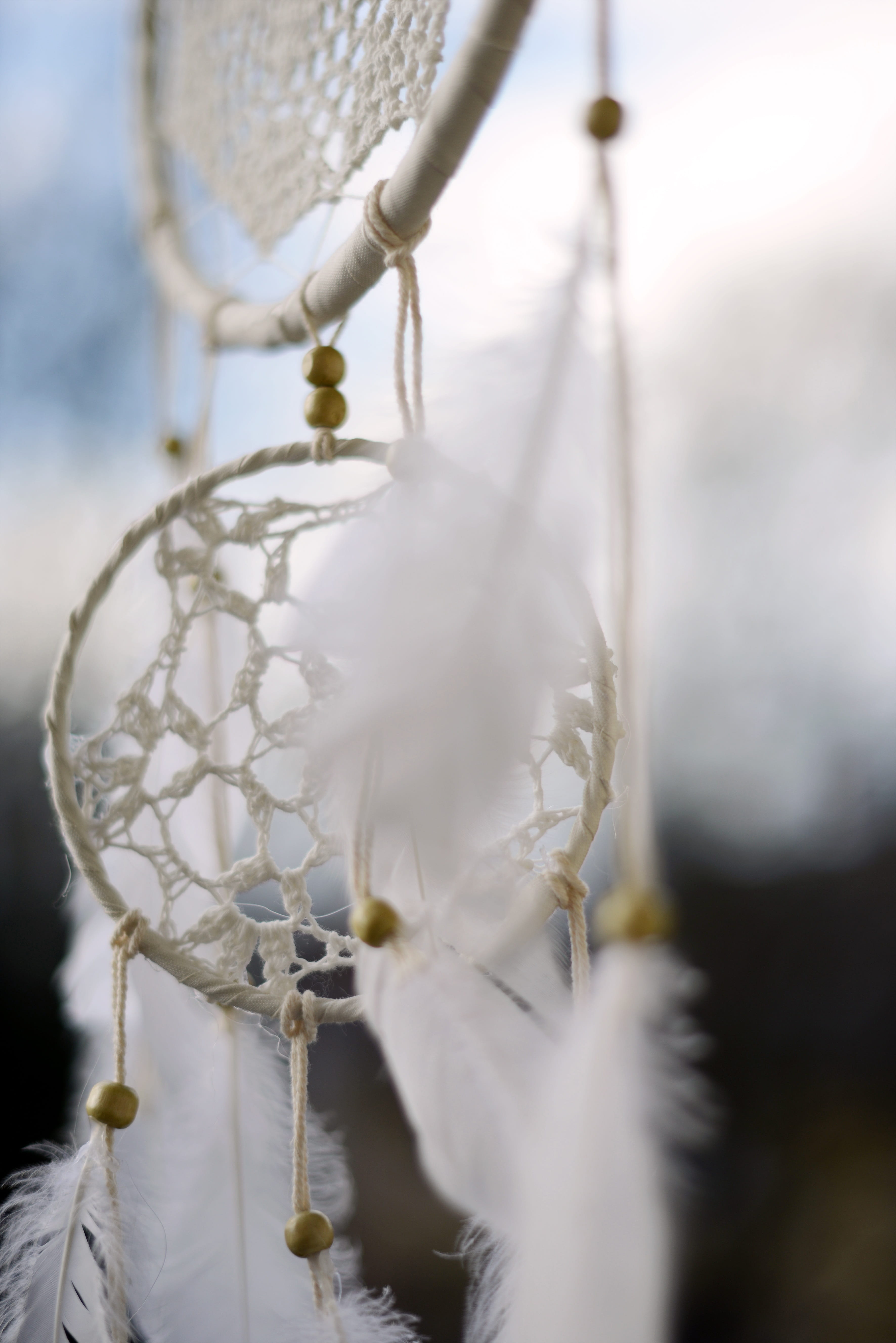 feather, hippie, art and craft, spring jewelry, decoration, macrame, indian, airy, luck, nature, textile, no people, close-up, sleep, rope, dream catcher, Phone HD Wallpaper