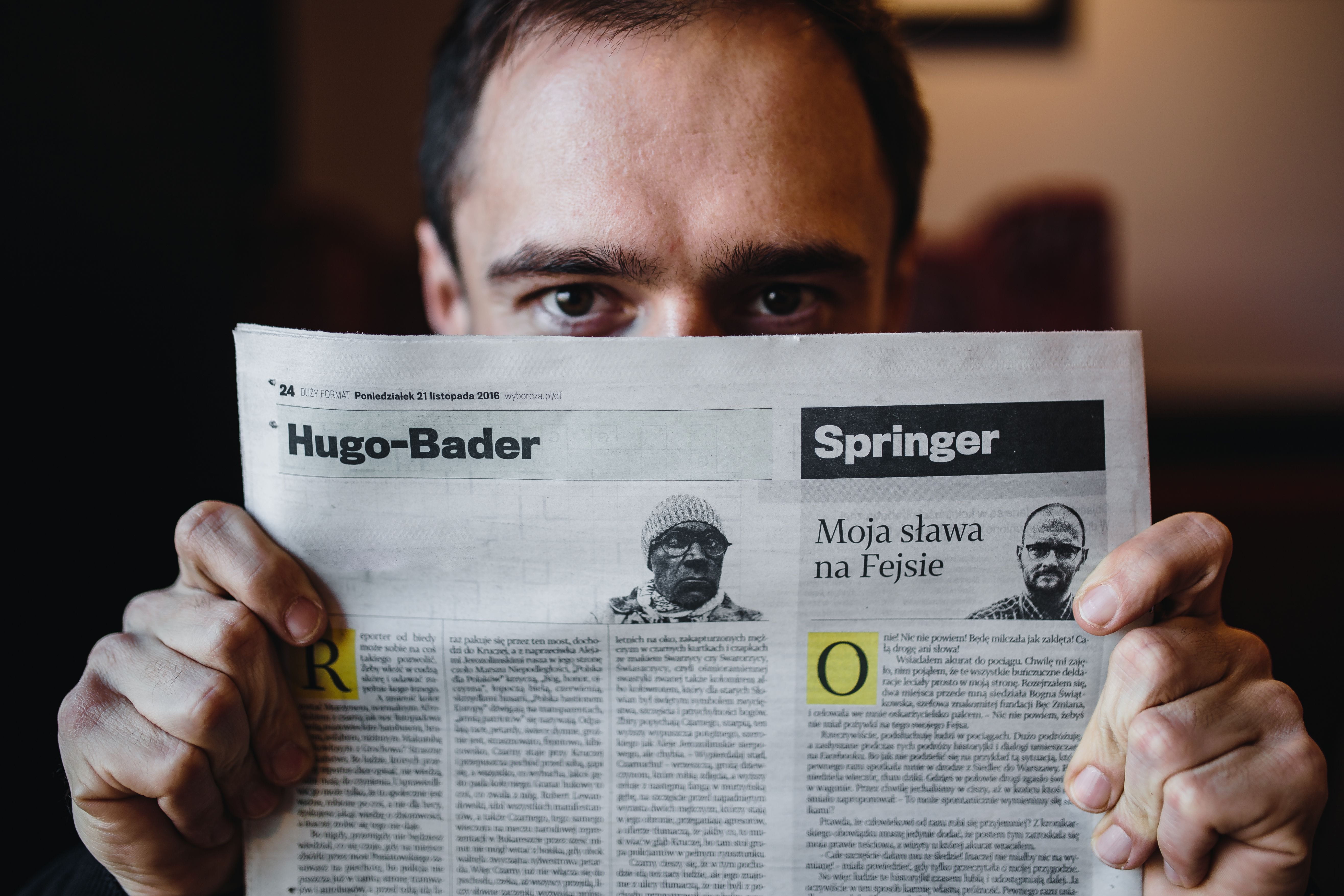 one Man Only, break, interior, publication, education, one Person, reading, caucasian Ethnicity, headshot, holding, men, portrait, paper, Young, only Men, HD Wallpaper