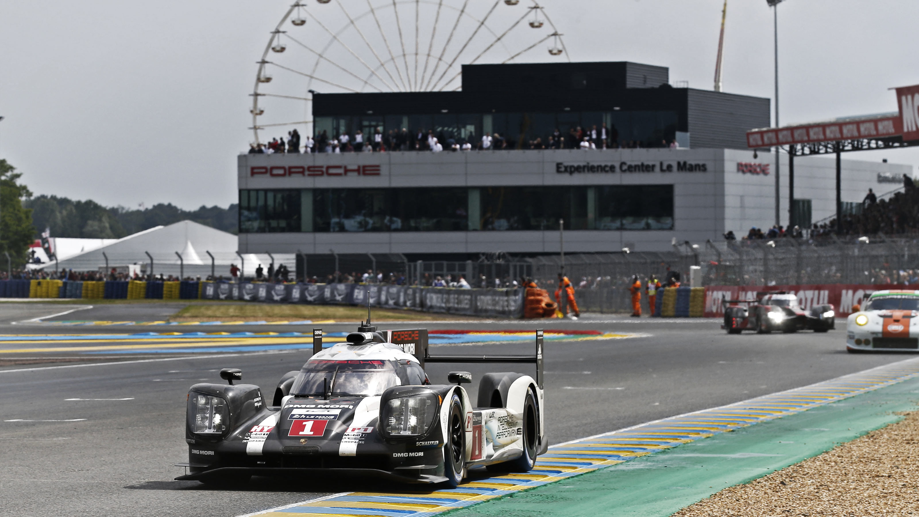 motion, road, land vehicle, 919, motor racing track, motor vehicle, 9r9-16, people, lmp1, endurance, porsche, architecture, sports race, group of people, HD Wallpaper