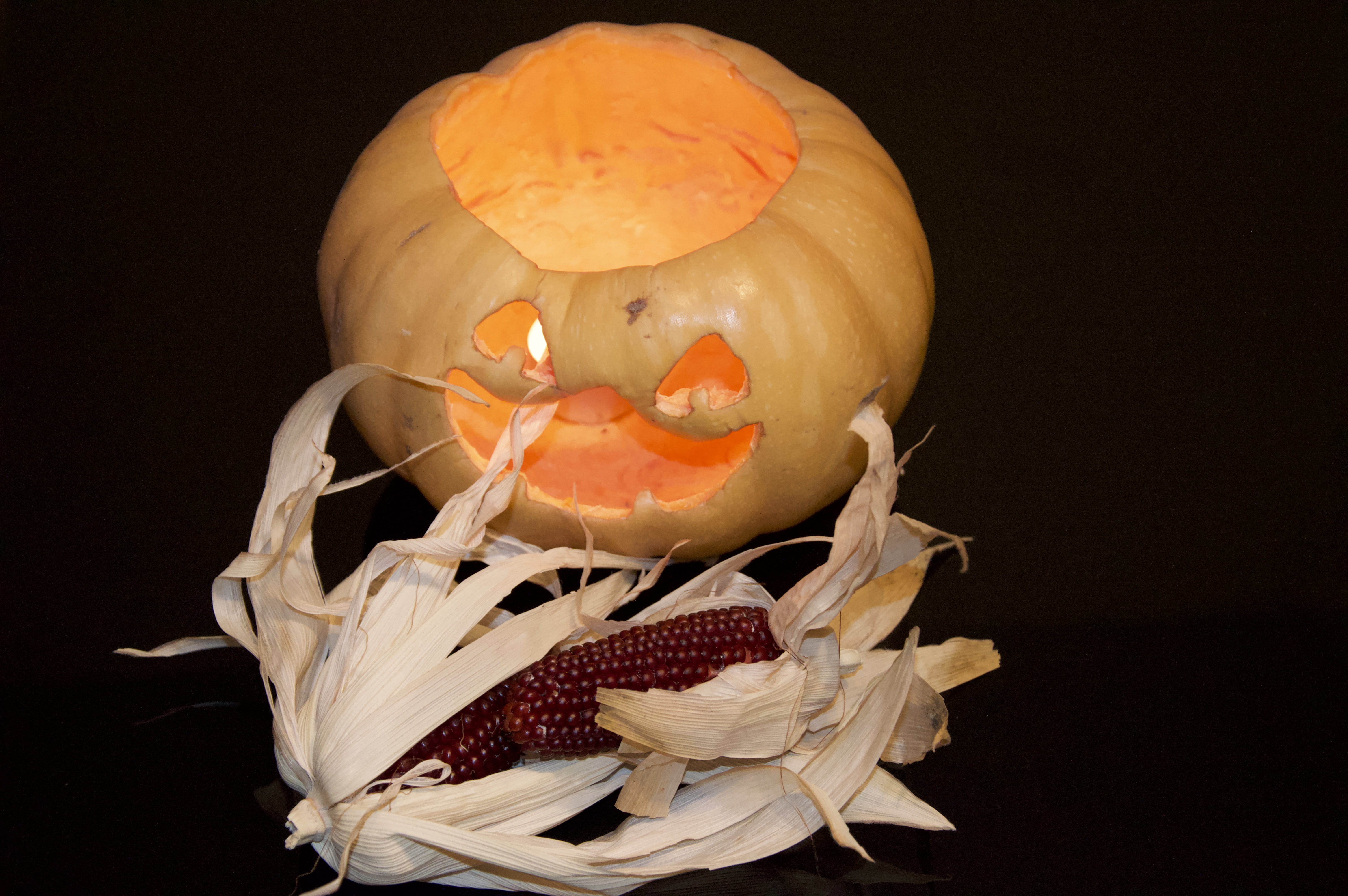 death, horror, indoors, creativity, celebration, haunt, ghost, single object, candle, food, black, close-up, sweetness, chilling, fruit, orange color, scary, HD Wallpaper