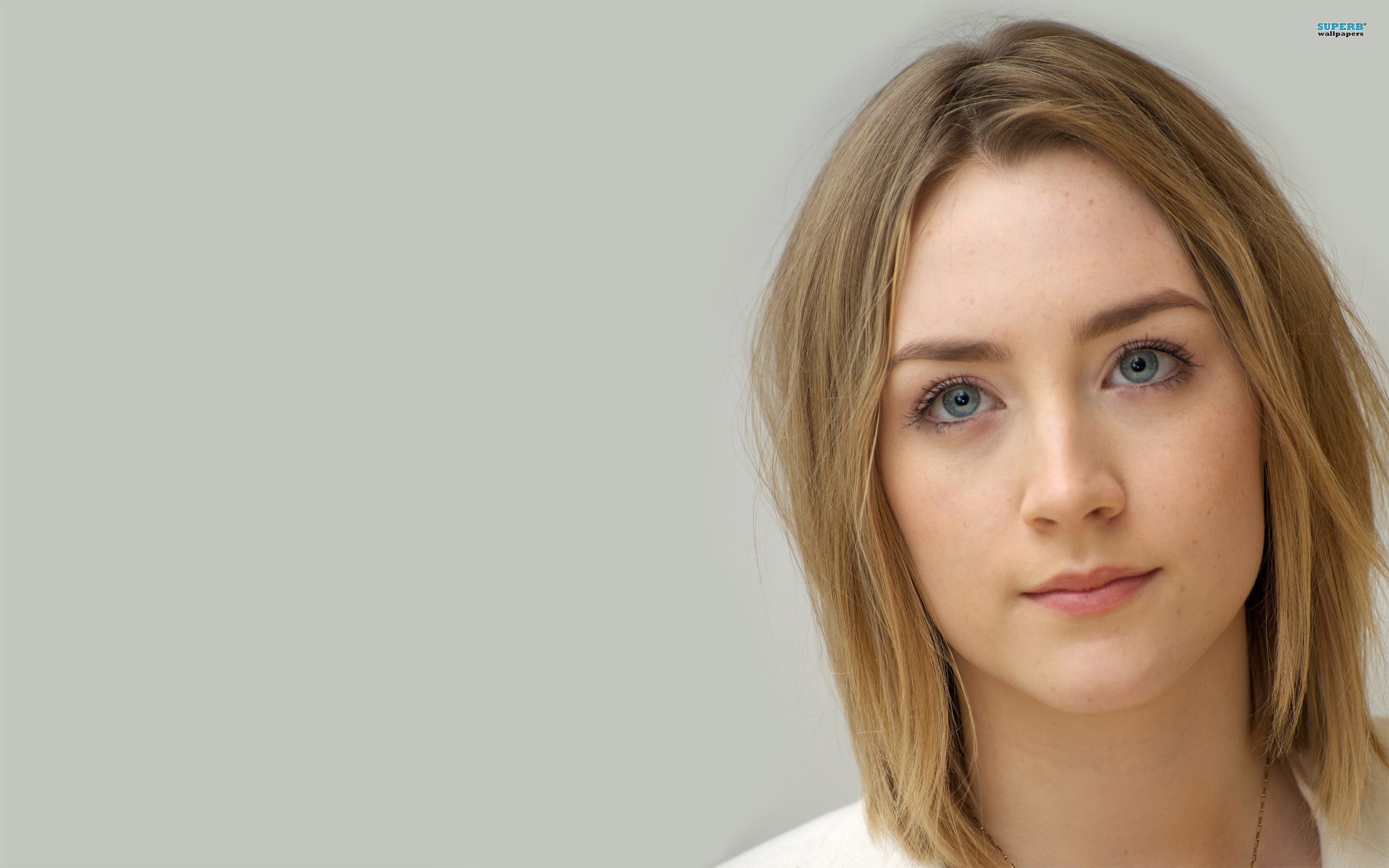 closeup, portrait display, 2K, blonde, actress, simple background, women, Saoirse Ronan, HD Wallpaper