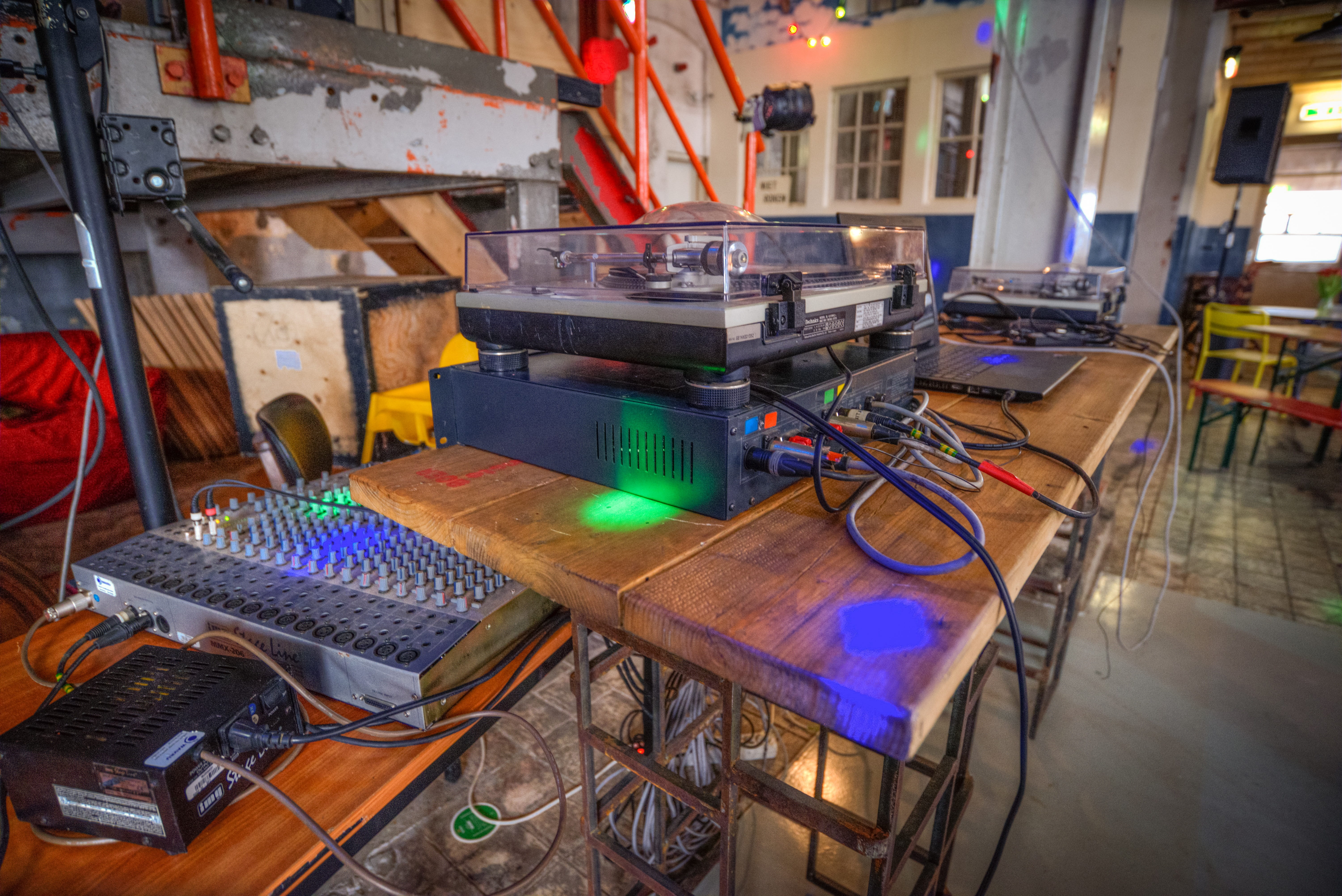 light, machinery, illuminated, party, manufacturing equipment, wood - material, retro, table, music, high angle view, industrial equipment, indoors, club, HD Wallpaper