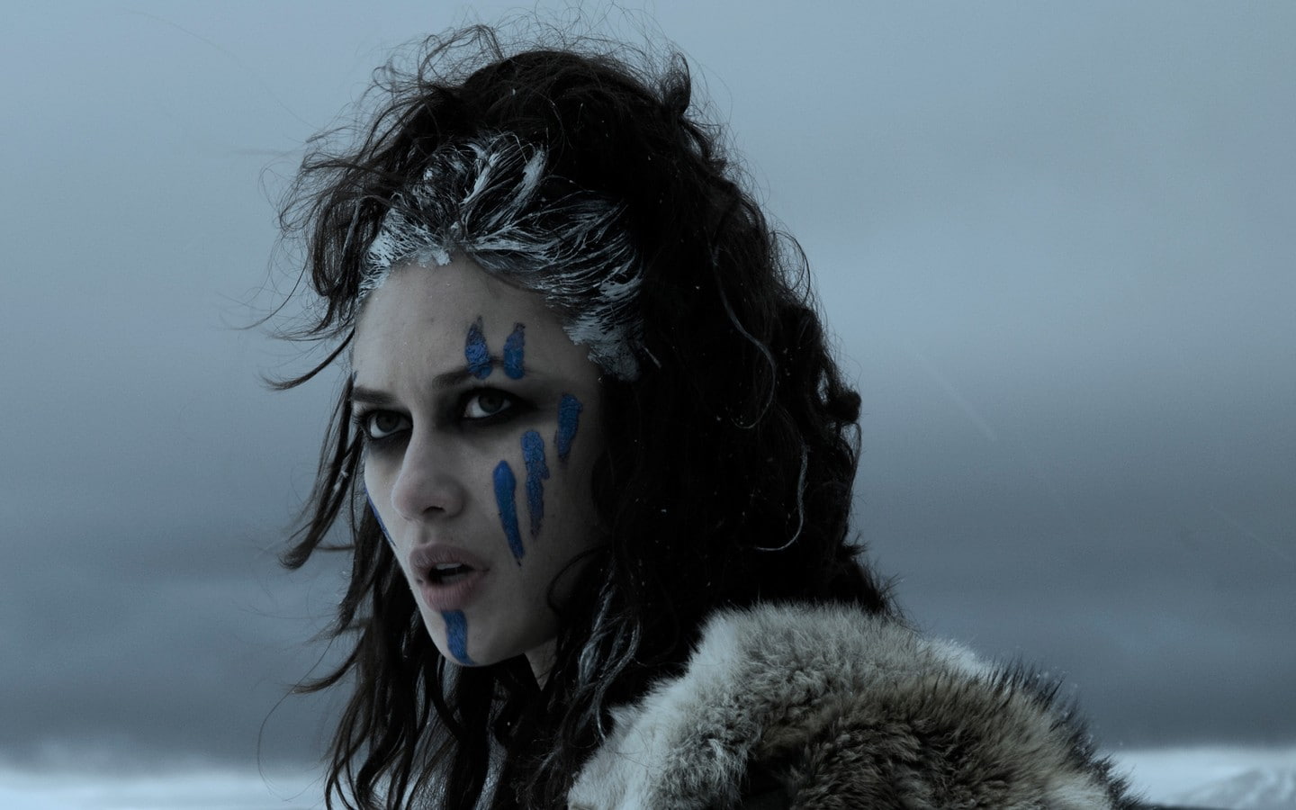 women, brunette, hd, centurion, top, fur, olga, movies, brown, s, kurylenko, 720P, white, HD Wallpaper