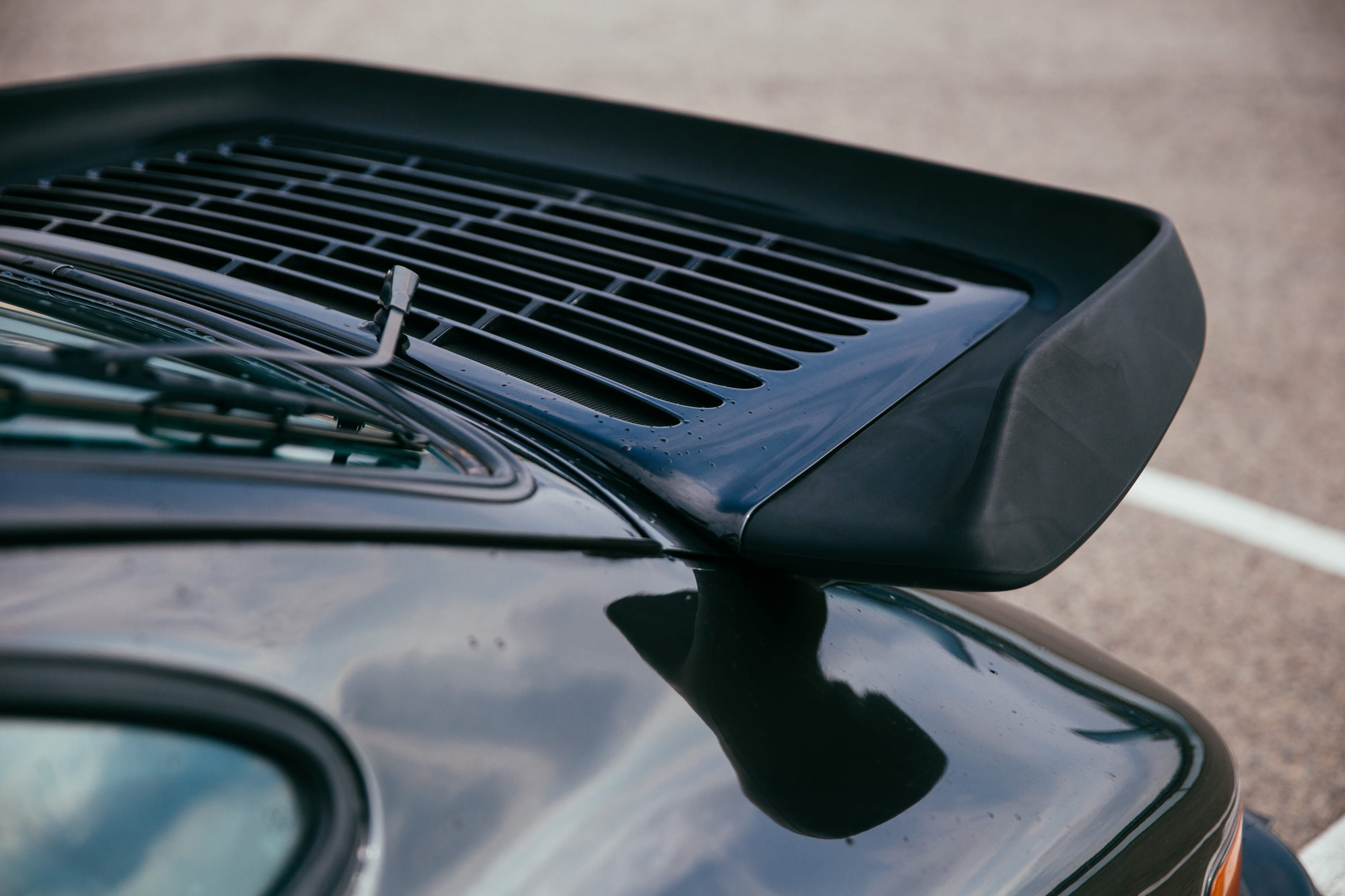 downforce, aluminum, Race, 2K, motor vehicle, motorsport, concept, metal, windshield wiper, mode of transportation, selective focus, carbon, Track, no people, HD Wallpaper
