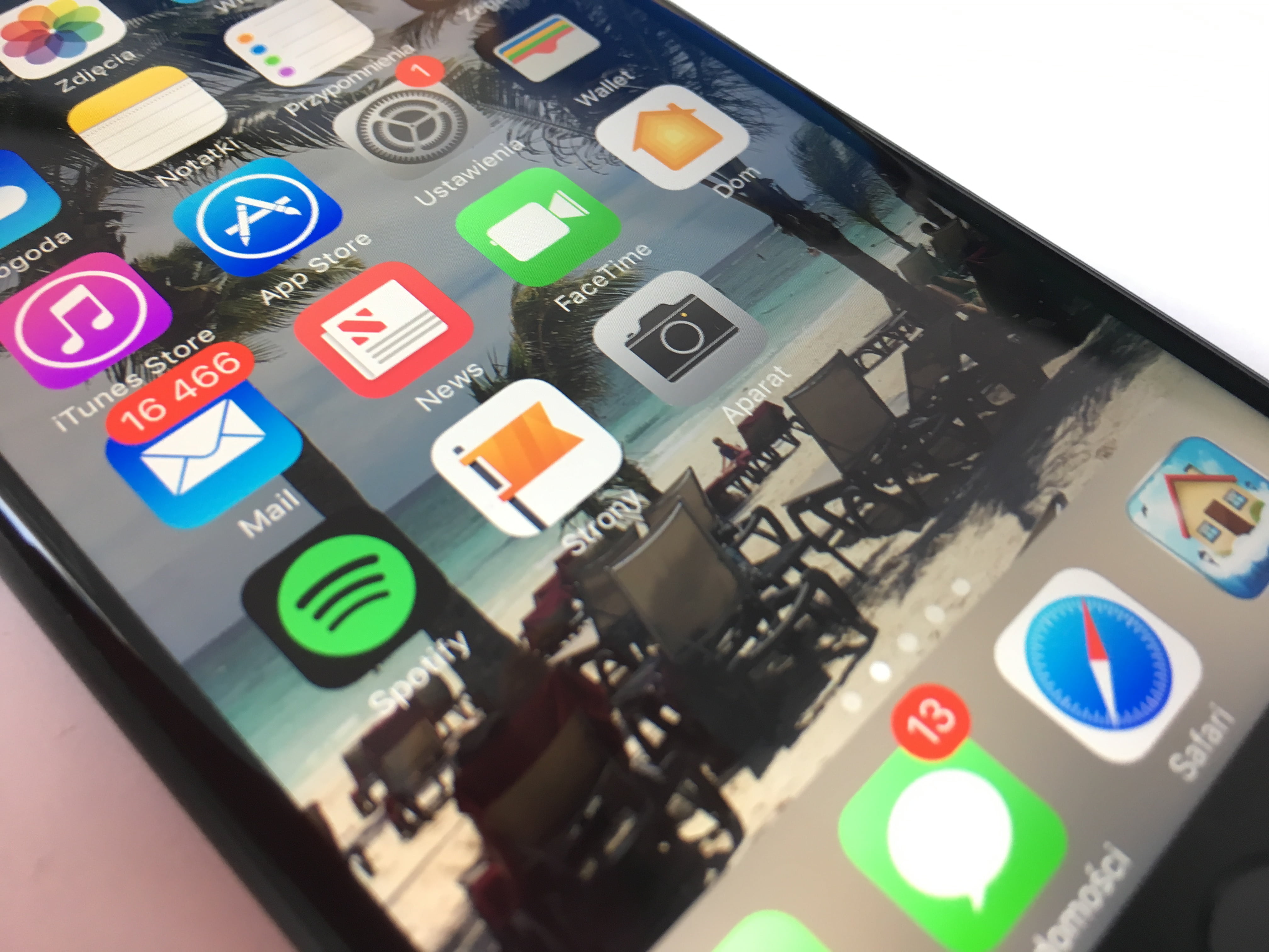 industry, no people, key return, indoors, apple, application Software, direction, iphone 7, home, mobile Phone, electronics industry, touch Screen, icons, HD Wallpaper