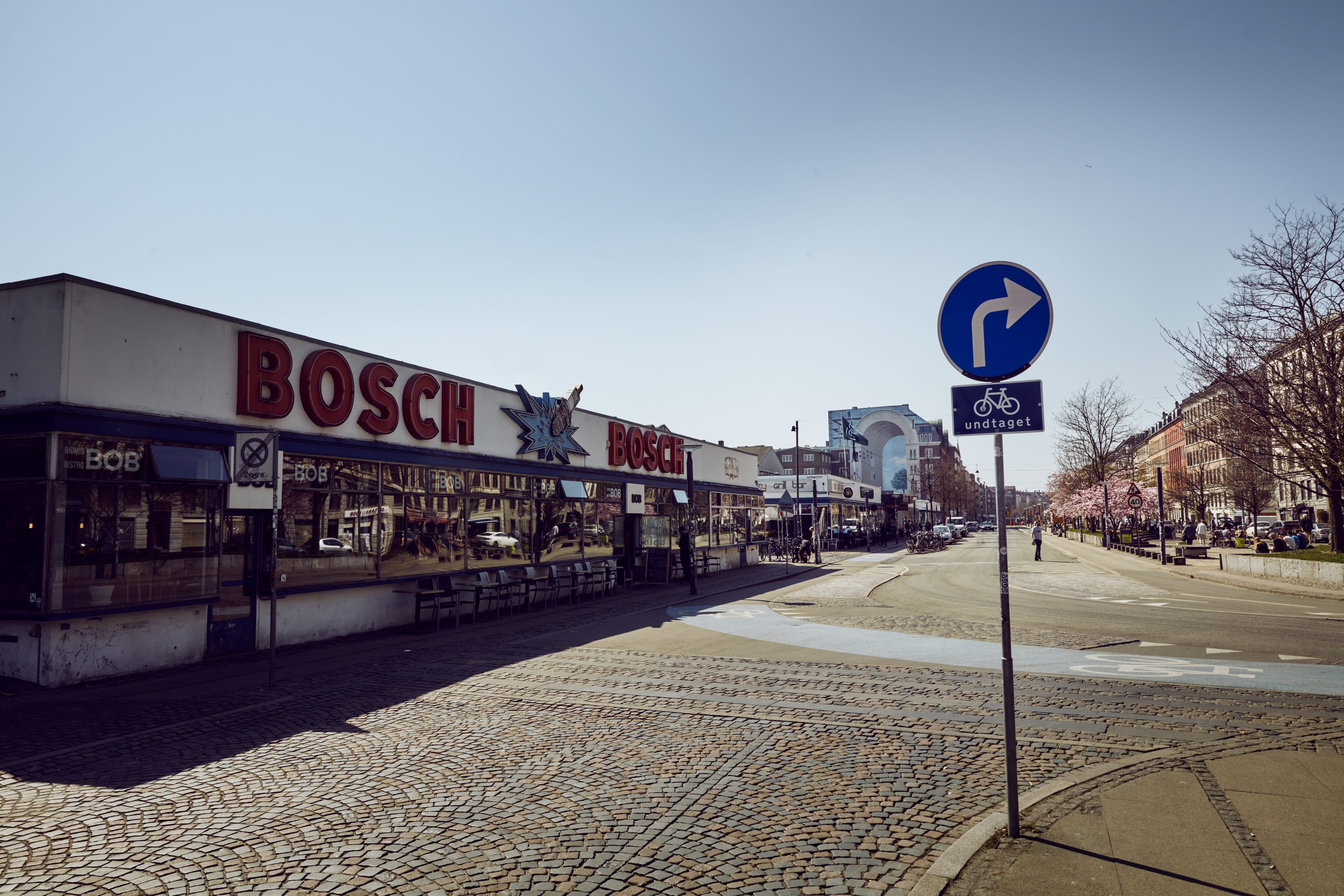outdoors, nature, copenhagen, building exterior, bosch, danmark, day, clear sky, street, sky, communication, road, sign, guidance, vesterbro, meat packing, HD Wallpaper