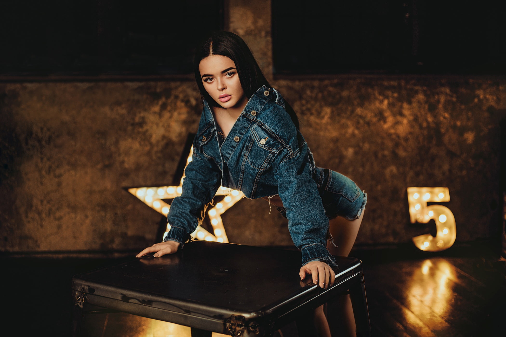 model, Alina Bosch, numbers, women, dark hair, 1080P, Dmitry Ermokhin, women indoors, HD Wallpaper