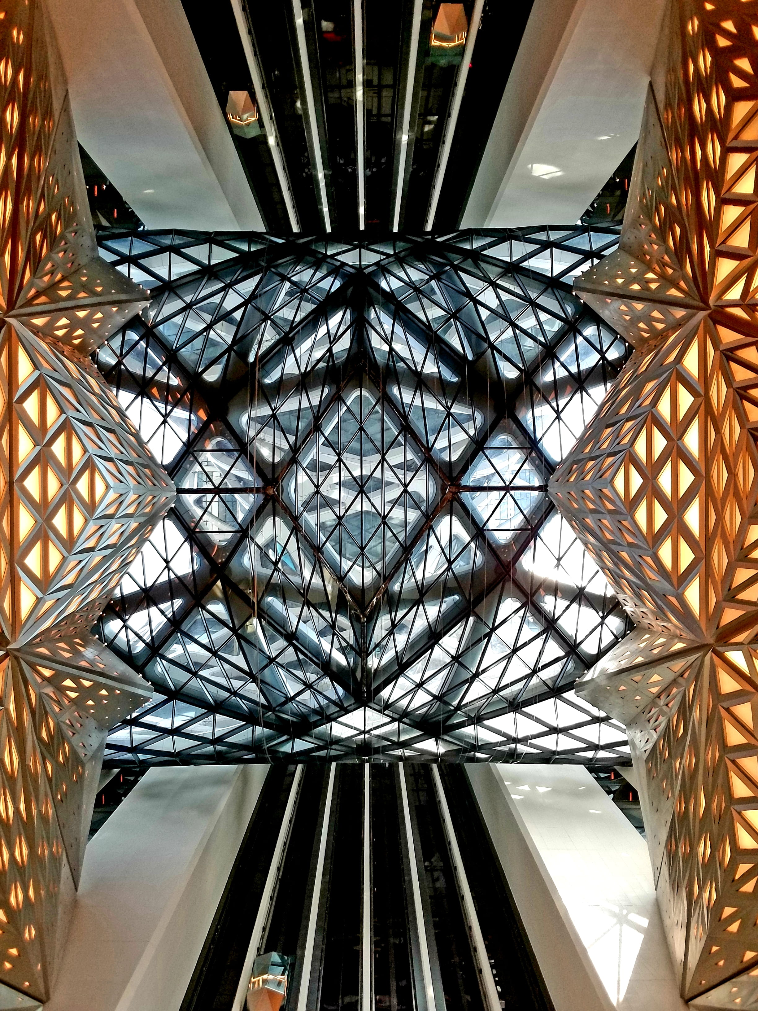 indoors, macau, metal, architecture, architectural feature, ceiling, low angle view, built structure, 2K, no people, geometric shape, skylight, design, Phone HD Wallpaper