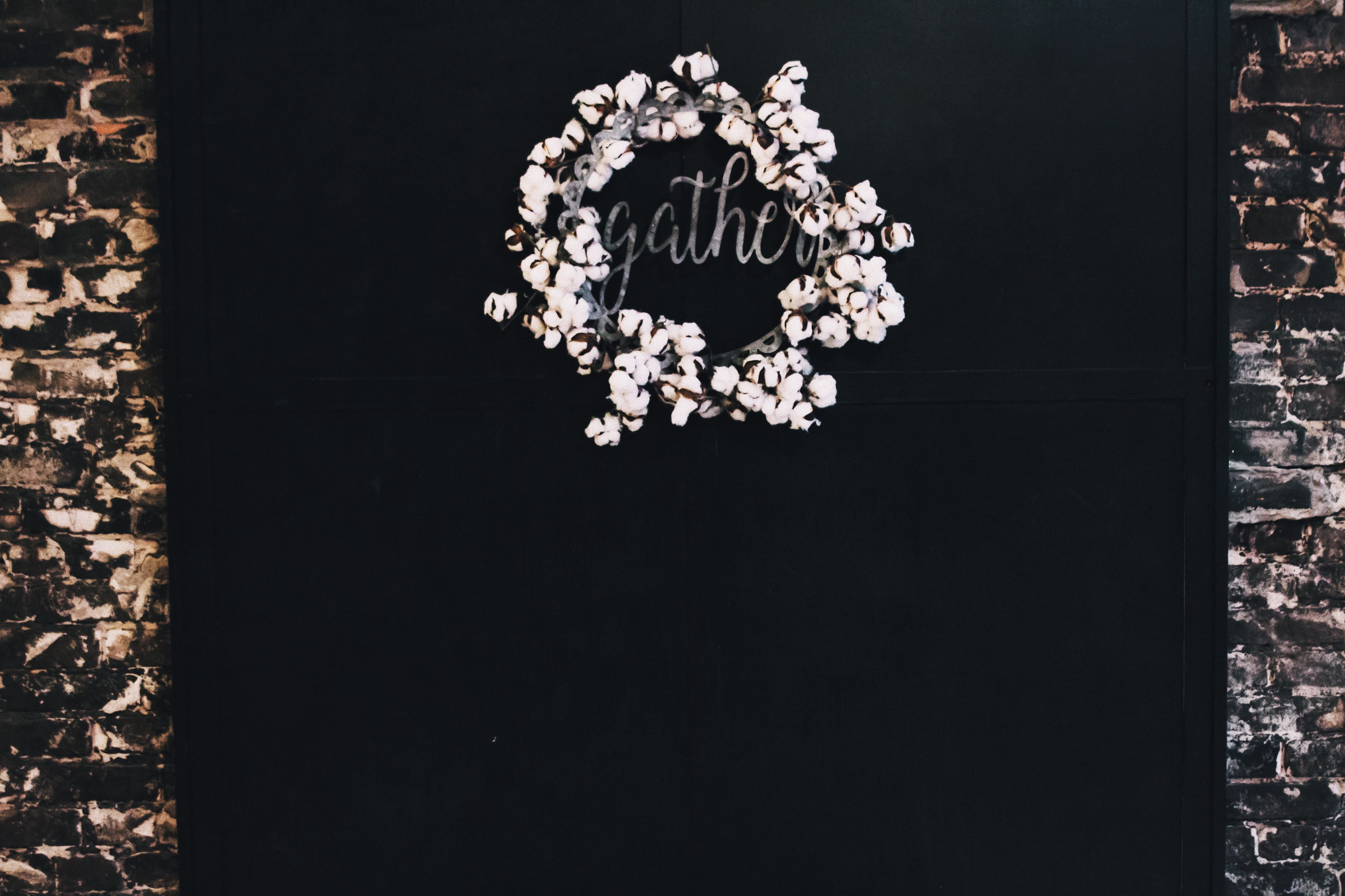 cotton, indoors, united states, romance, vintage, church, gatner, close-up, day, words, design, shape, classic, directly above, wreath, door, black, plant, HD Wallpaper