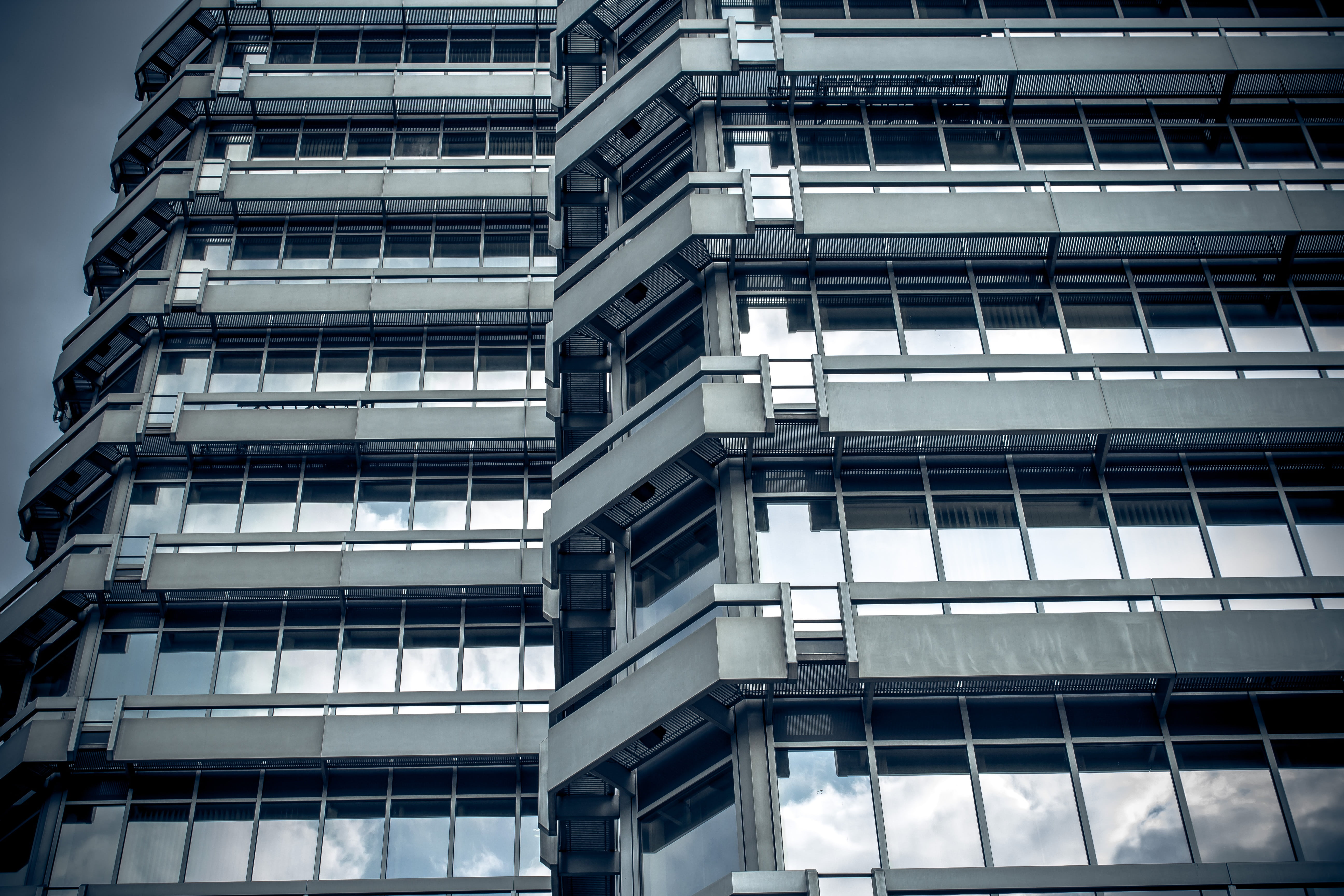 grey, s w, building, facade, backgrounds, black, modern, glass, metal, multistory, steel, concrete, skyscraper, no people, window, nature, low angle view, HD Wallpaper
